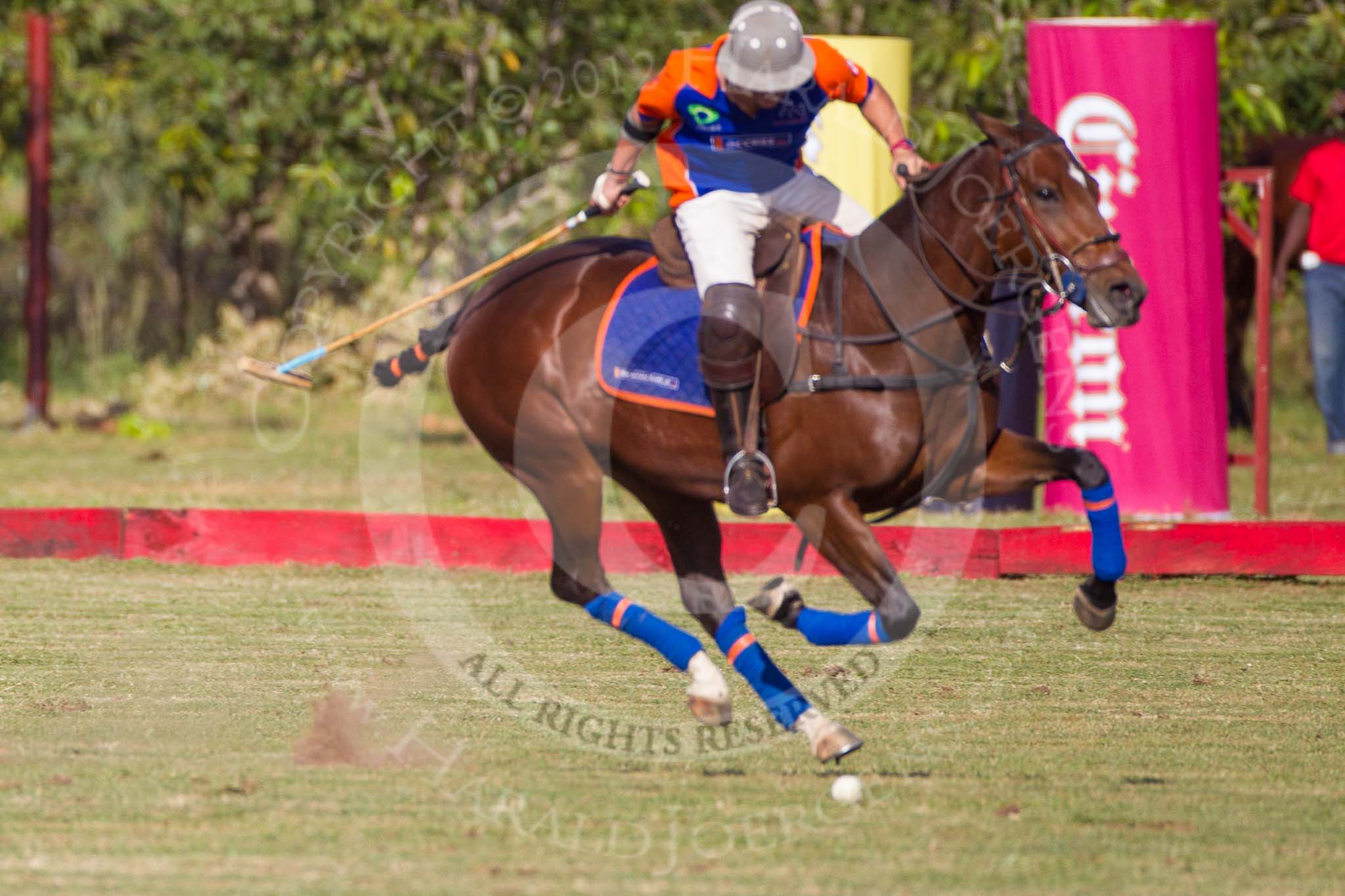 African Patrons Cup 2012 (Friday): Match Access Bank Fifth Chukker v Keffi Ponies:  Ezequiel Martinez Ferrario..
Fifth Chukker Polo & Country Club,
Kaduna,
Kaduna State,
Nigeria,
on 02 November 2012 at 15:57, image #67