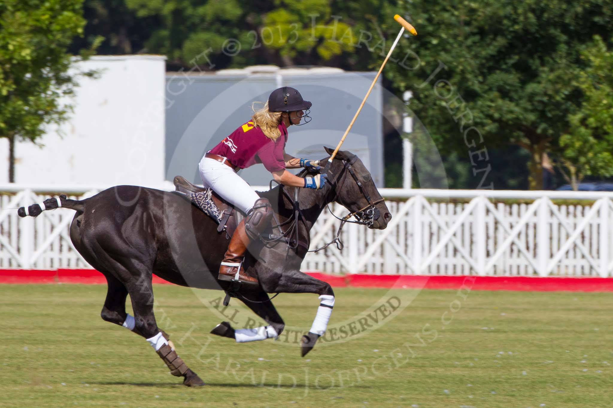 DBPC Polo in the Park 2013, Final of the Amaranther Trophy (0 Goal), Bucking Broncos vs The Inn Team.
Dallas Burston Polo Club, ,
Southam,
Warwickshire,
United Kingdom,
on 01 September 2013 at 11:33, image #107