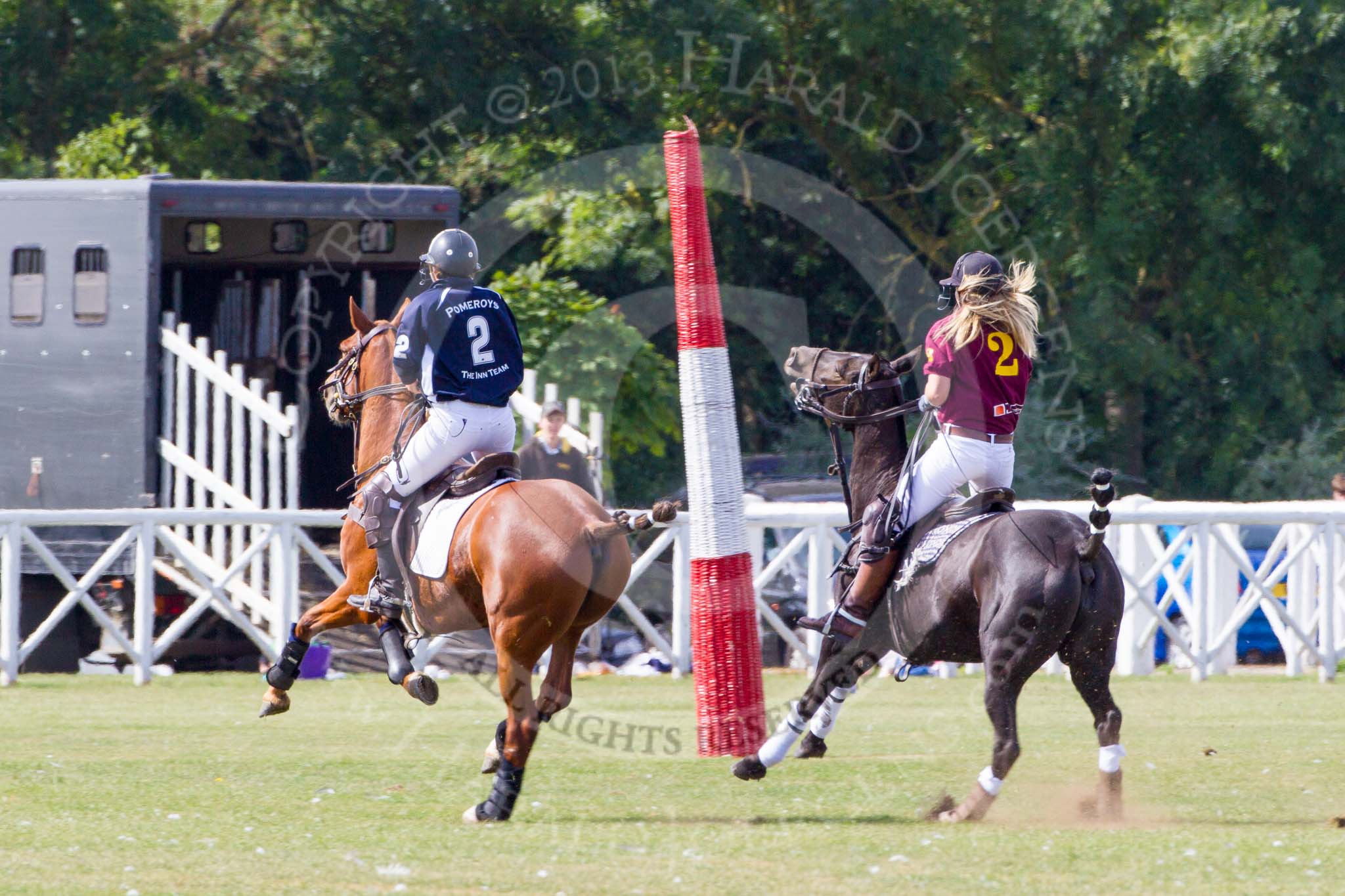 DBPC Polo in the Park 2013, Final of the Amaranther Trophy (0 Goal), Bucking Broncos vs The Inn Team.
Dallas Burston Polo Club, ,
Southam,
Warwickshire,
United Kingdom,
on 01 September 2013 at 11:36, image #119