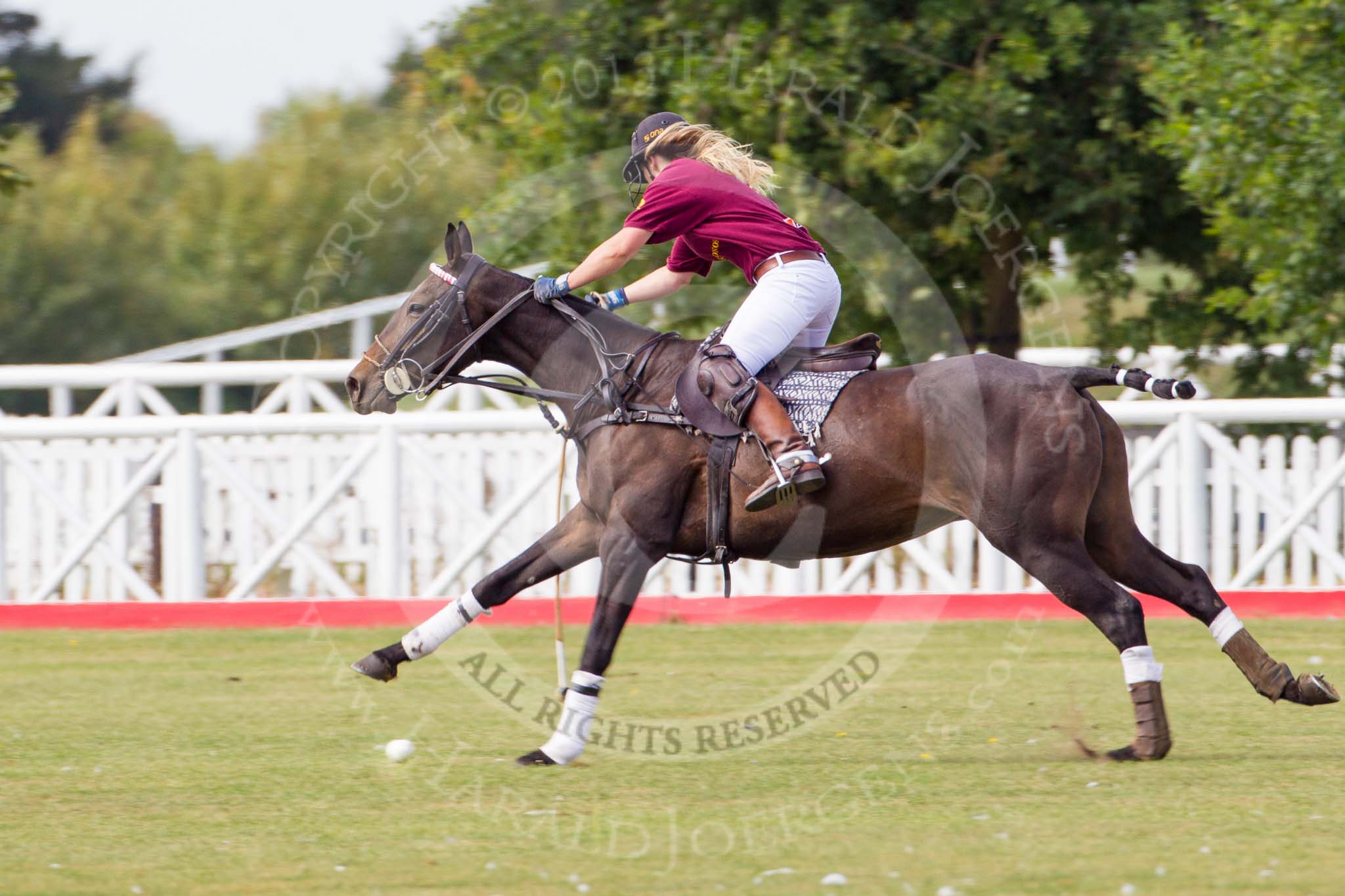 DBPC Polo in the Park 2013, Final of the Amaranther Trophy (0 Goal), Bucking Broncos vs The Inn Team.
Dallas Burston Polo Club, ,
Southam,
Warwickshire,
United Kingdom,
on 01 September 2013 at 12:05, image #152