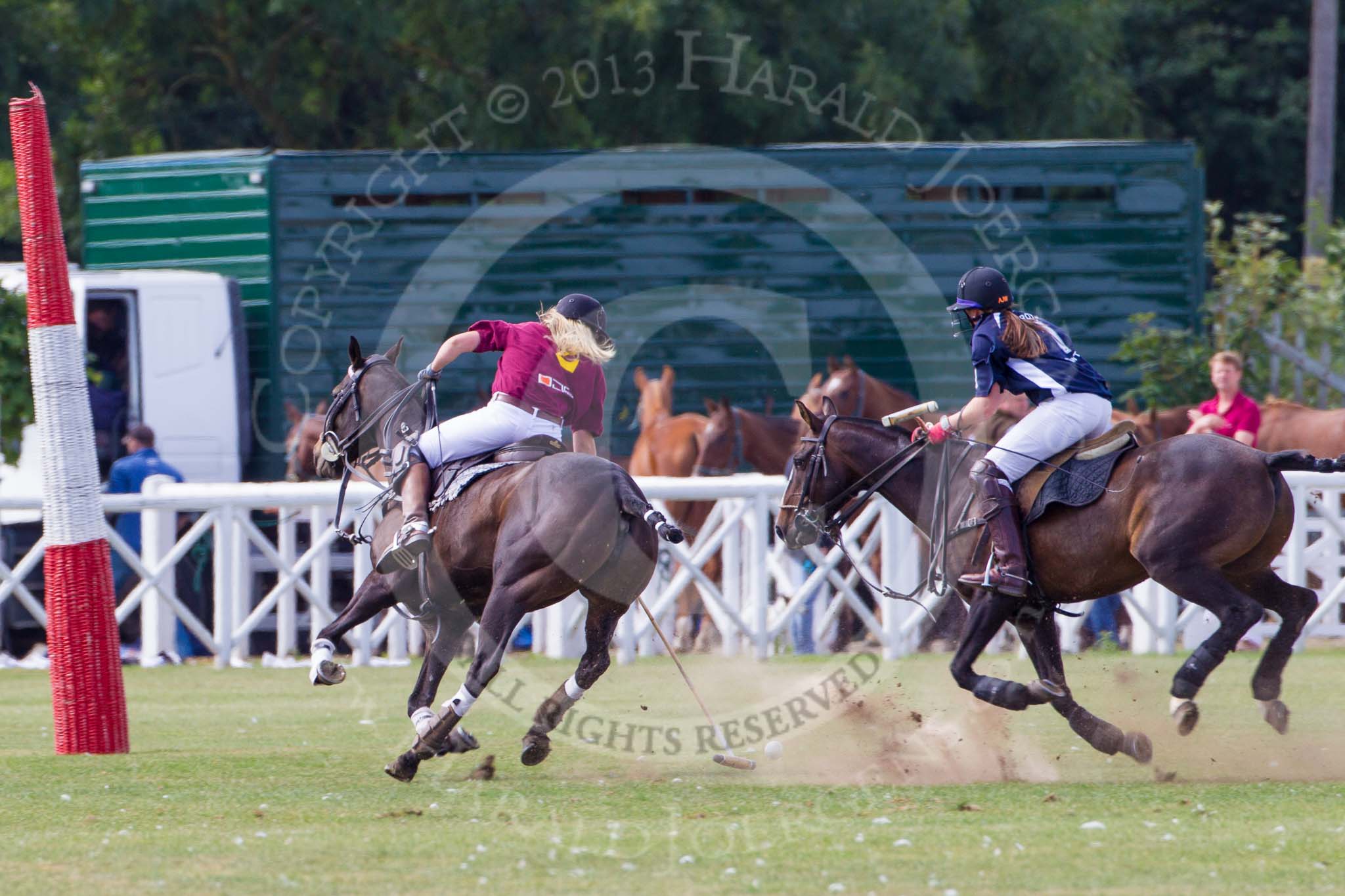 DBPC Polo in the Park 2013, Final of the Amaranther Trophy (0 Goal), Bucking Broncos vs The Inn Team.
Dallas Burston Polo Club, ,
Southam,
Warwickshire,
United Kingdom,
on 01 September 2013 at 12:06, image #154