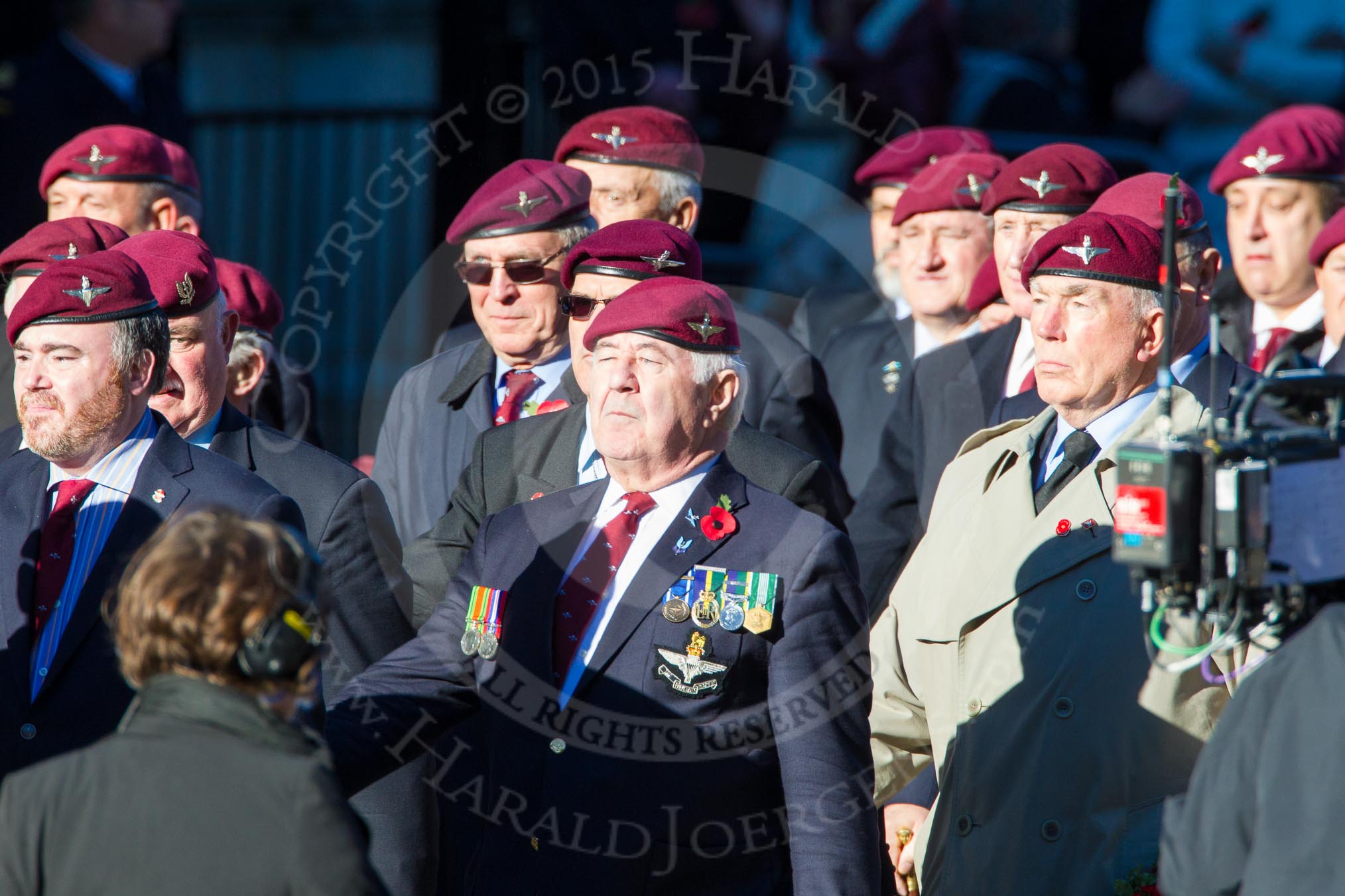 Photo 1311101156551D40180HaraldJoergens Remembrance Sunday Cenotaph March Past 2013: A17 - Parachute Regimental Association..
Press stand opposite the Foreign Office building, Whitehall, London SW1,
London,
Greater London,
United Kingdom,
on 10 November 2013 at 11:56, image #1162