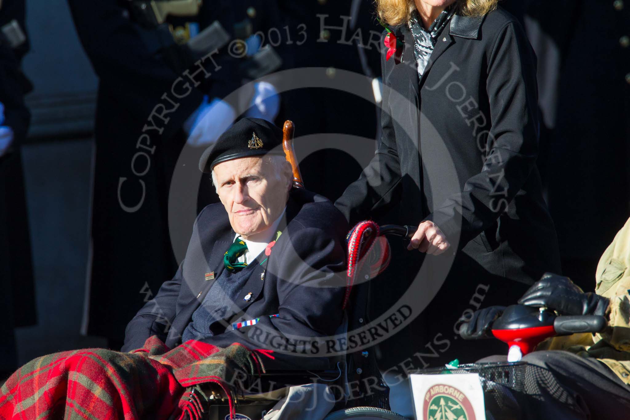 Photo 1411091210071D48973HaraldJoergens Remembrance Sunday at the Cenotaph in London 2014: Group B17 - Reconnaissance Corps.
Press stand opposite the Foreign Office building, Whitehall, London SW1,
London,
Greater London,
United Kingdom,
on 09 November 2014 at 12:10, image #1695