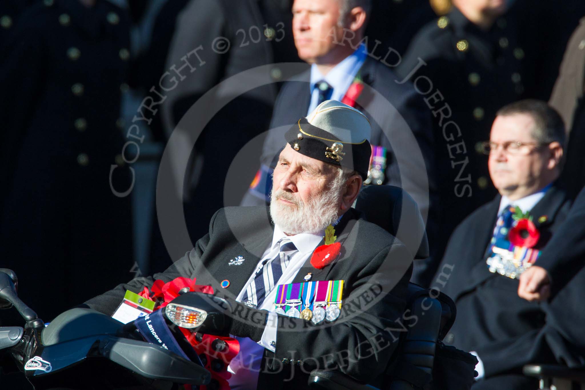 Remembrance Sunday at the Cenotaph in London 2014: Group B33 - 43rd Reconnaissance Regiment Old Comrades Association.
Press stand opposite the Foreign Office building, Whitehall, London SW1,
London,
Greater London,
United Kingdom,
on 09 November 2014 at 12:13, image #1919