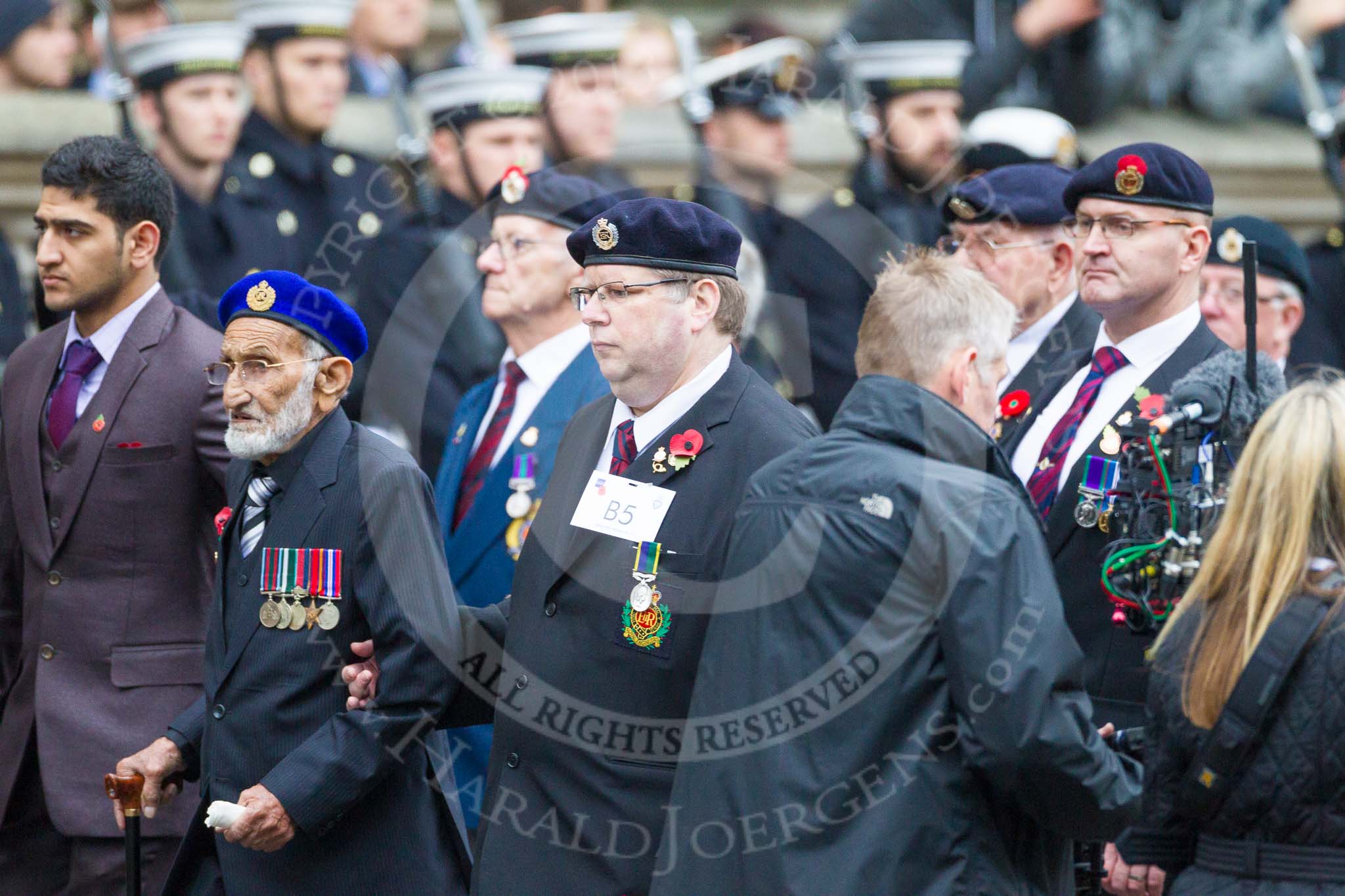 Remembrance Sunday at the Cenotaph 2015: Group B5, Royal Engineers Association.
Cenotaph, Whitehall, London SW1,
London,
Greater London,
United Kingdom,
on 08 November 2015 at 11:37, image #37