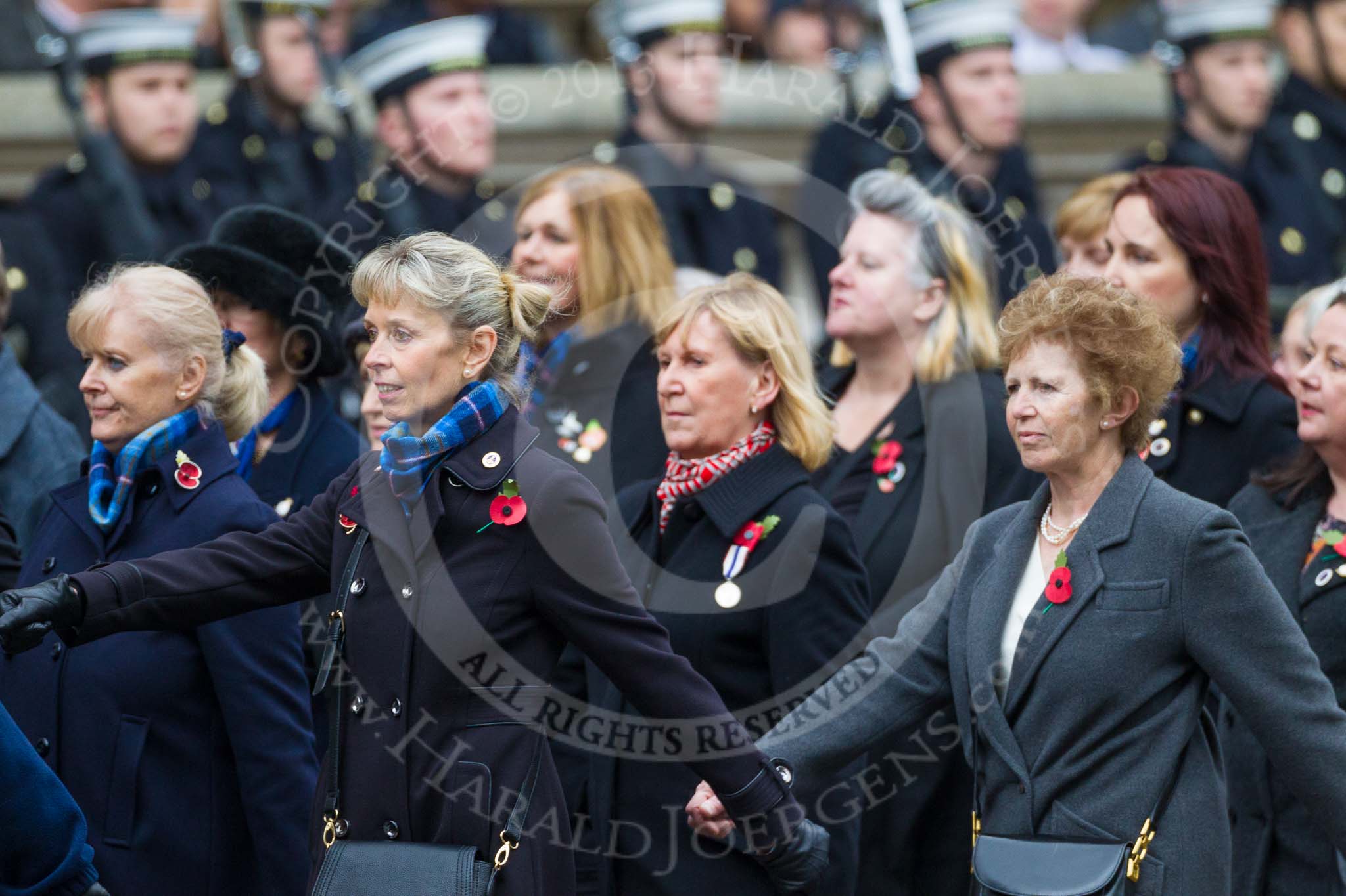 Remembrance Sunday at the Cenotaph 2015: Group E18, Association of WRENS.
Cenotaph, Whitehall, London SW1,
London,
Greater London,
United Kingdom,
on 08 November 2015 at 12:01, image #905