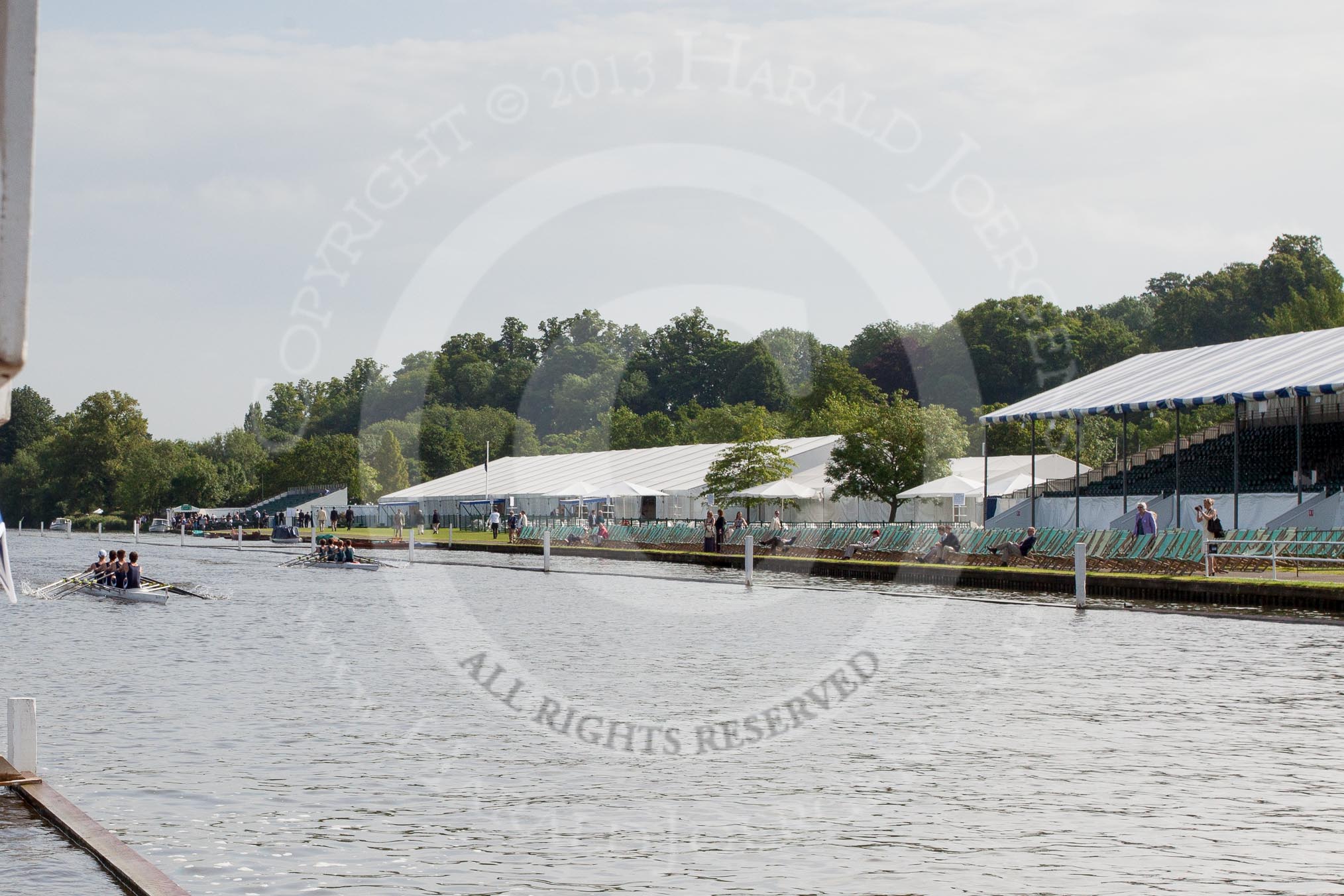 Henley Royal Regatta 2012 (Thursday): Race 3, Fawley Challenge Cup:  Maidenhead Rowing Club (303, Berks) v Evesham Rowing Club (297, Bucks).
River Thames beteen Henley-on-Thames and Remenham/Temple Island ,
Henley-on-Thames,
Oxfordshire,
United Kingdom,
on 28 June 2012 at 09:15, image #1