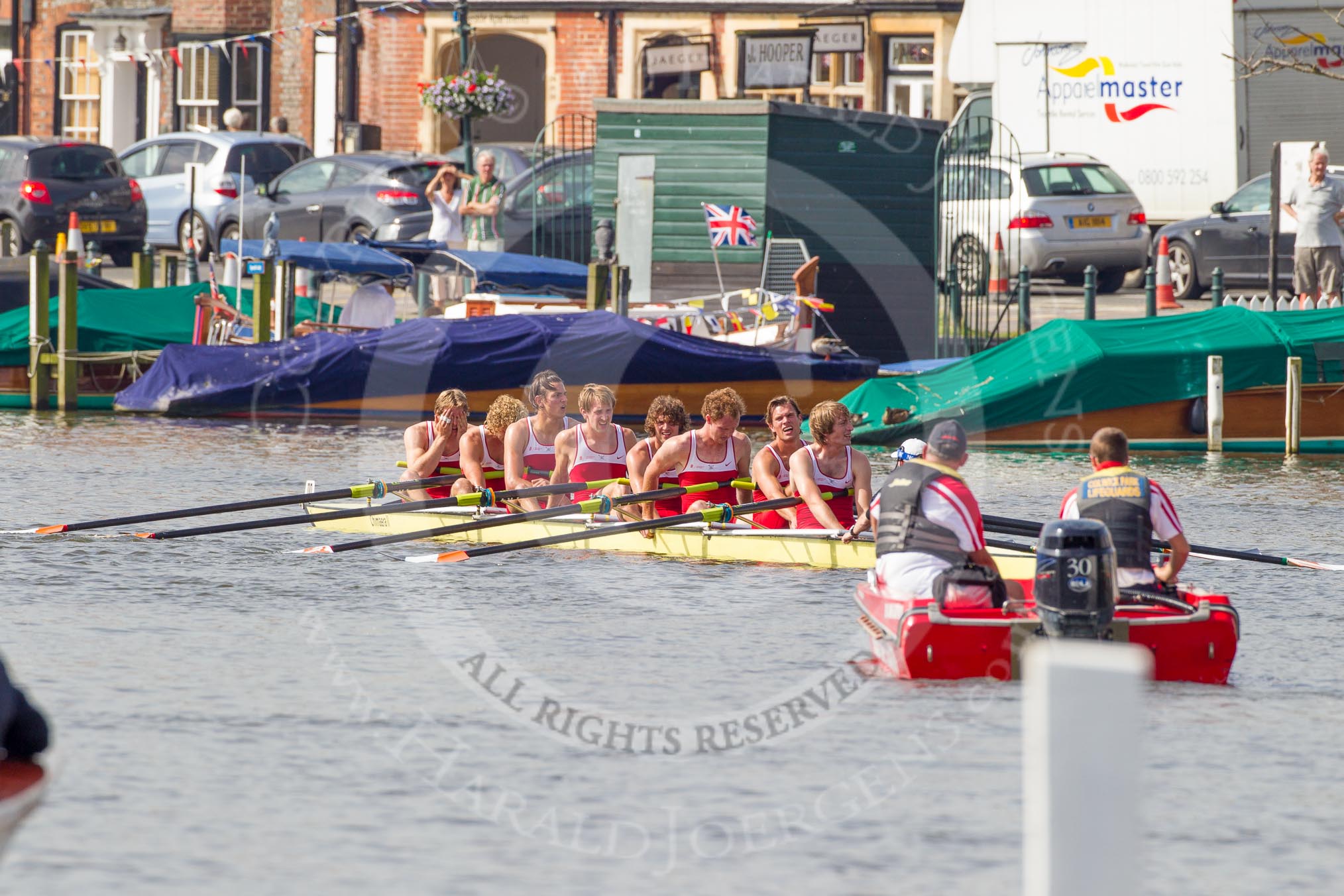 Photo 1206280943041D46074HaraldJoergens Henley Royal Regatta 2012 (Thursday): Race 7, Temple Challenge Cup: University of Groningen, Holland (110, Bucks) v St Petersburg University, Russia (101, Berks).
River Thames beteen Henley-on-Thames and Remenham/Temple Island ,
Henley-on-Thames,
Oxfordshire,
United Kingdom,
on 28 June 2012 at 09:41, image #38