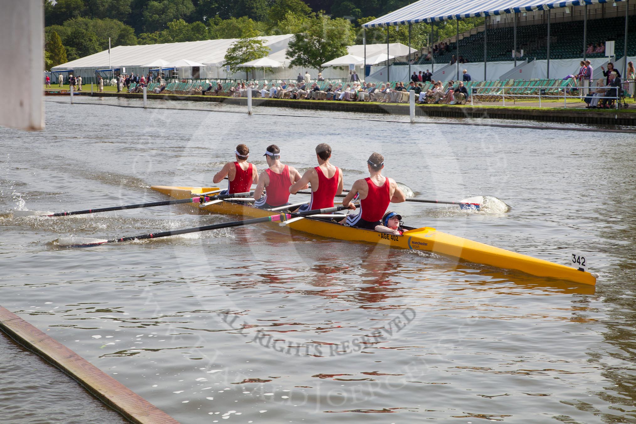 Henley Royal Regatta 2012 (Thursday): Race 10, Britannia Challenge Cup:  Agecroft Rowing Club  (342, Bucks) v Star Club'  (361, Berks).
River Thames beteen Henley-on-Thames and Remenham/Temple Island ,
Henley-on-Thames,
Oxfordshire,
United Kingdom,
on 28 June 2012 at 09:57, image #57