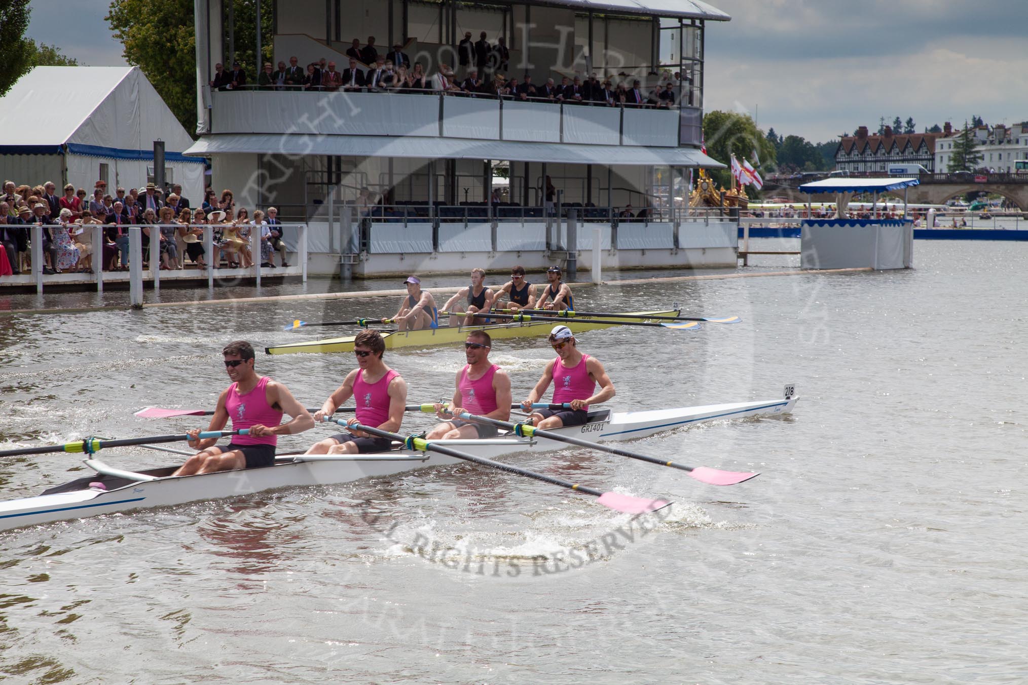 Henley Royal Regatta 2012 (Thursday): Race 33, Wyfold Challenge Cup:  Griffen Boat Club (218, Bucks) v Nottingham Rowing Club 'A'.  (231, Berks).
River Thames beteen Henley-on-Thames and Remenham/Temple Island ,
Henley-on-Thames,
Oxfordshire,
United Kingdom,
on 28 June 2012 at 12:16, image #237