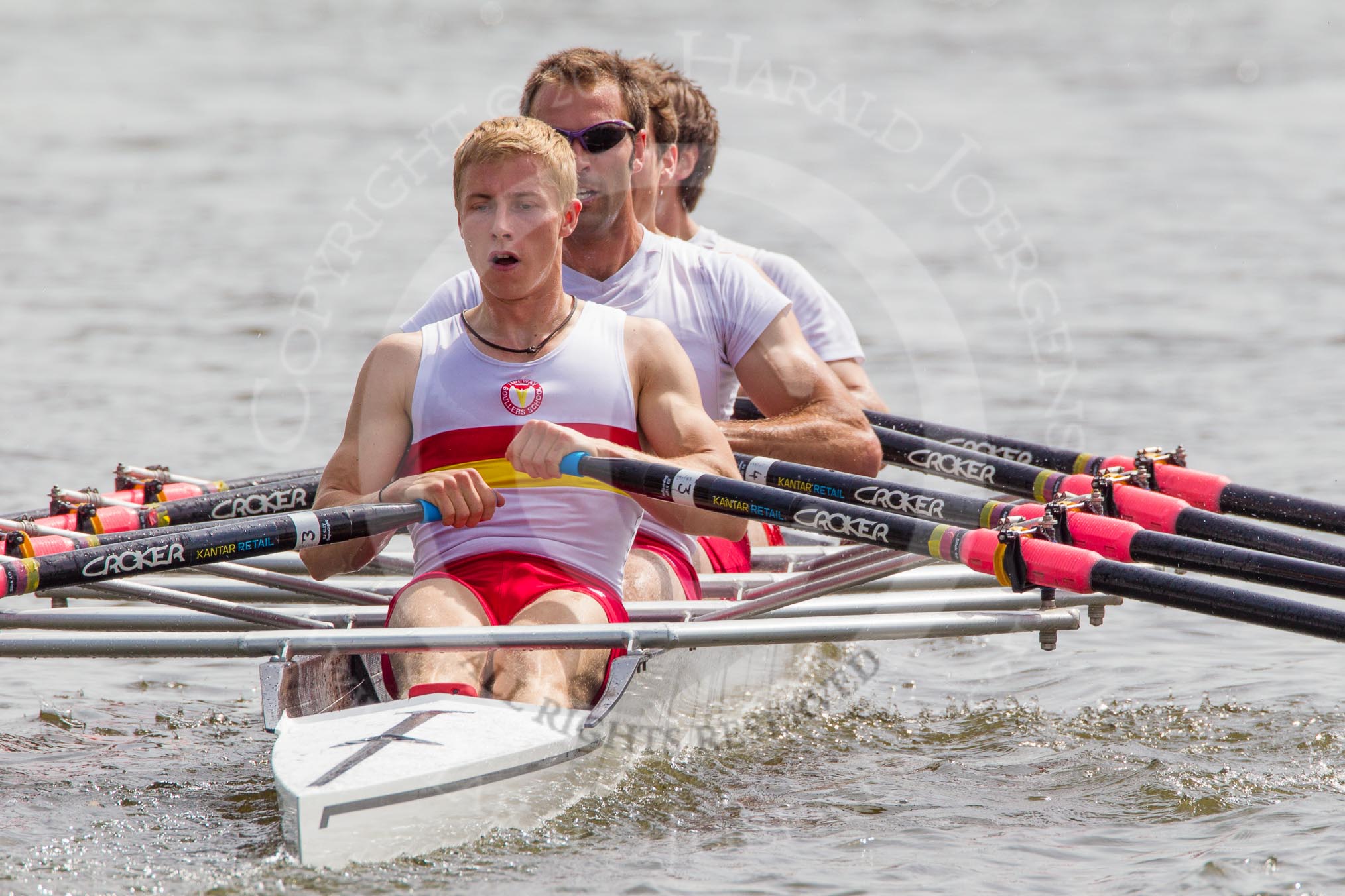 Photo 1206281525411D47383HaraldJoergens Henley Royal Regatta 2012 (Thursday): Race 49, Prince of Wales Challenge Cup: The Tideway Scullers' School (285, Bucks) v Cardiff University and Cardiff City Rowing Club (267, Berks).
River Thames beteen Henley-on-Thames and Remenham/Temple Island ,
Henley-on-Thames,
Oxfordshire,
United Kingdom,
on 28 June 2012 at 15:24, image #358