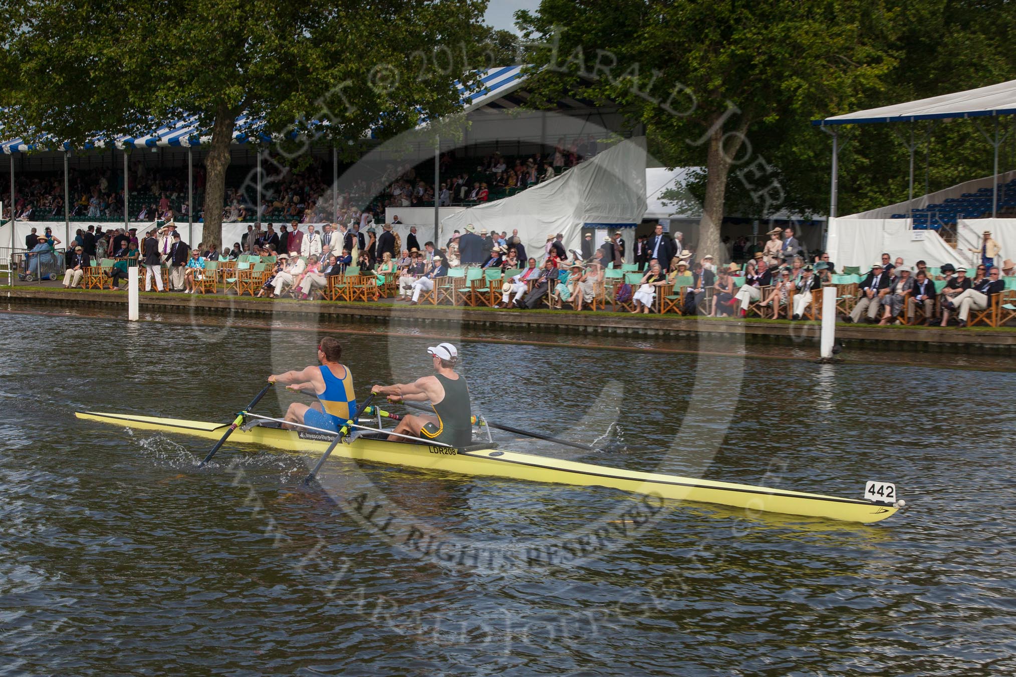 Henley Royal Regatta 2012 (Thursday): Race 60, Double Sculls Challenge Cup:  Northwich Rowing Club and Eastbourne Rowing Club (442, Bucks) v University of Groningenand Amsterdamsche Studenten Roeivereeniging Nereus, Holland (450, Berks).
River Thames beteen Henley-on-Thames and Remenham/Temple Island ,
Henley-on-Thames,
Oxfordshire,
United Kingdom,
on 28 June 2012 at 16:27, image #439