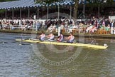 Henley Royal Regatta 2012 (Thursday): Race 58, Visitors' Challenge Cup:  University of London (210, Bucks) v Roeivereeniging Studenten Vreie Universiteit Okeanos und Algemene Utrechtse Studenten Roeivereeniging Orca, Holland (207, Berks).
River Thames beteen Henley-on-Thames and Remenham/Temple Island ,
Henley-on-Thames,
Oxfordshire,
United Kingdom,
on 28 June 2012 at 16:16, image #421