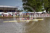 Henley Royal Regatta 2012 (Thursday): Race 58, Visitors' Challenge Cup:  University of London (210, Bucks) v Roeivereeniging Studenten Vreie Universiteit Okeanos und Algemene Utrechtse Studenten Roeivereeniging Orca, Holland (207, Berks).
River Thames beteen Henley-on-Thames and Remenham/Temple Island ,
Henley-on-Thames,
Oxfordshire,
United Kingdom,
on 28 June 2012 at 16:16, image #422
