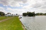 Henley Royal Regatta 2013 (Monday): The start of the HRR race course, seen from about 100 yards upstream..
River Thames between Henley and Temple Island,
Henley-on-Thames,
Berkshire,
United Kingdom,
on 01 July 2013 at 15:12, image #33