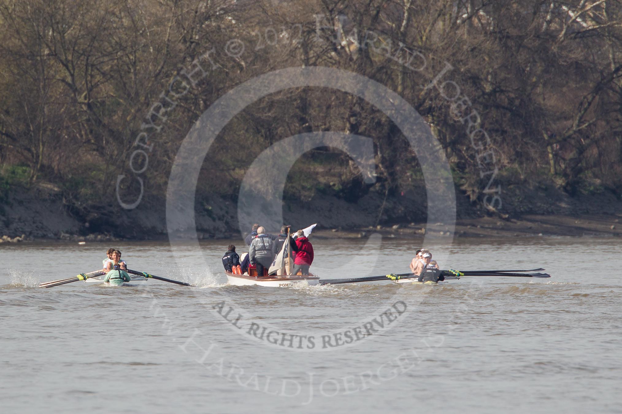 The Boat Race season 2012 - fixture CUBC vs Molesey BC: The CUBC Blue Boat on the left, the Molesey BC Eight on the right, behind them umpire Boris Rankov..




on 25 March 2012 at 15:20, image #138