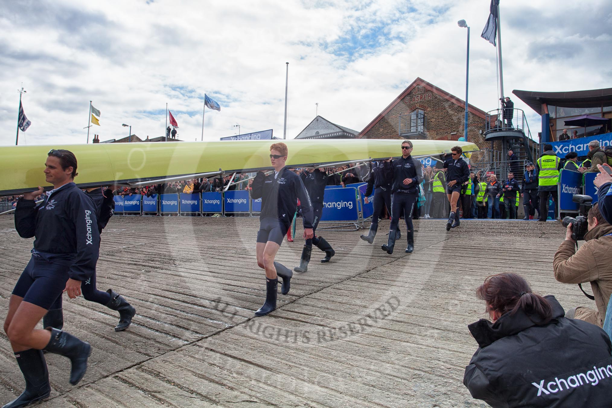 Photo 1204071303265D21773HaraldJoergensE64 The Boat Race 2012: Preparing for the Isis/Goldie Boat Race: Justin Webb, Geordie Macleod, Joseph Dawson, Ben Snodin, Julian Bubb-Humfryes, Chris Fairweather, and Thomas Hilton. Behind Tom, on the right, cox Katie Apfelbaum..
on 07 April 2012 at 13:03, image #109