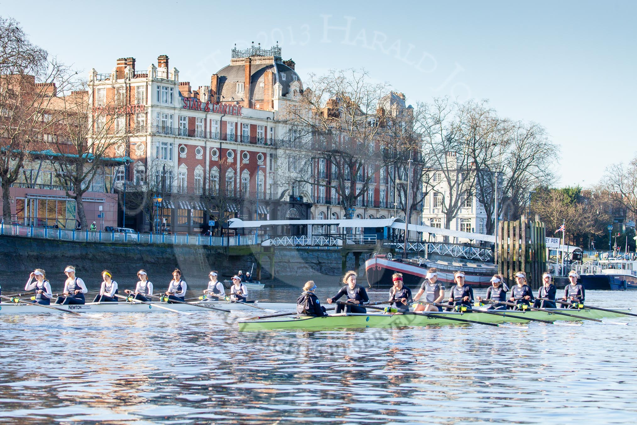 The Boat Race season 2014 - Women's Trial VIIIs (OUWBC, Oxford): Boudicca vs Cleopatra..
River Thames between Putney Bridge and Mortlake,
London SW15,

United Kingdom,
on 19 December 2013 at 12:41, image #52