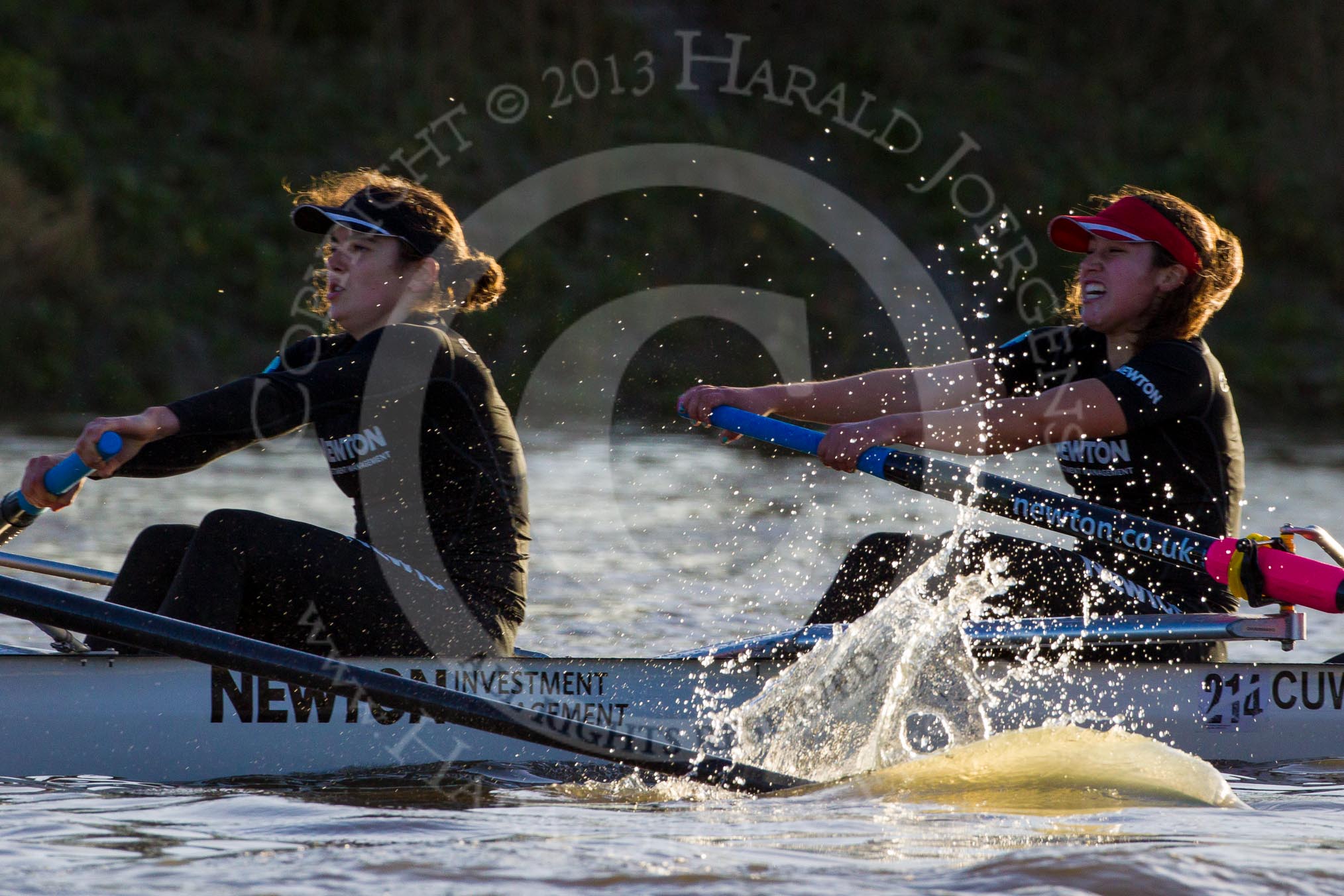 The Boat Race season 2014 - Women's Trial VIIIs(CUWBC, Cambridge): Wink Wink:  2 Sarah Crowther, Bow Ella Barnard..
River Thames between Putney Bridge and Mortlake,
London SW15,

United Kingdom,
on 19 December 2013 at 14:13, image #435