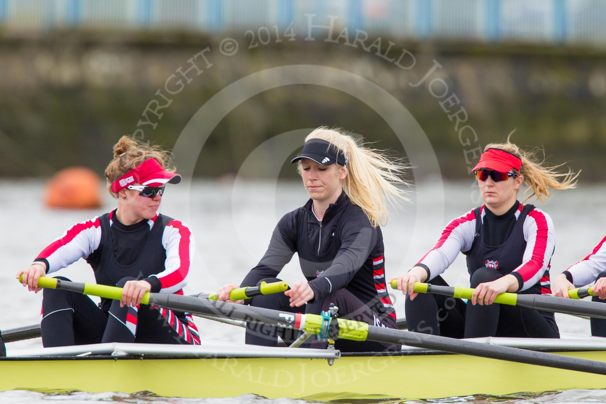 The Boat Race season 2014 - fixture CUWBC vs Thames RC: In the Thames RC boat 7 Bea Sheldrix, 6 Lauren Clark, 5 Sarah Jones..




on 02 March 2014 at 13:09, image #31