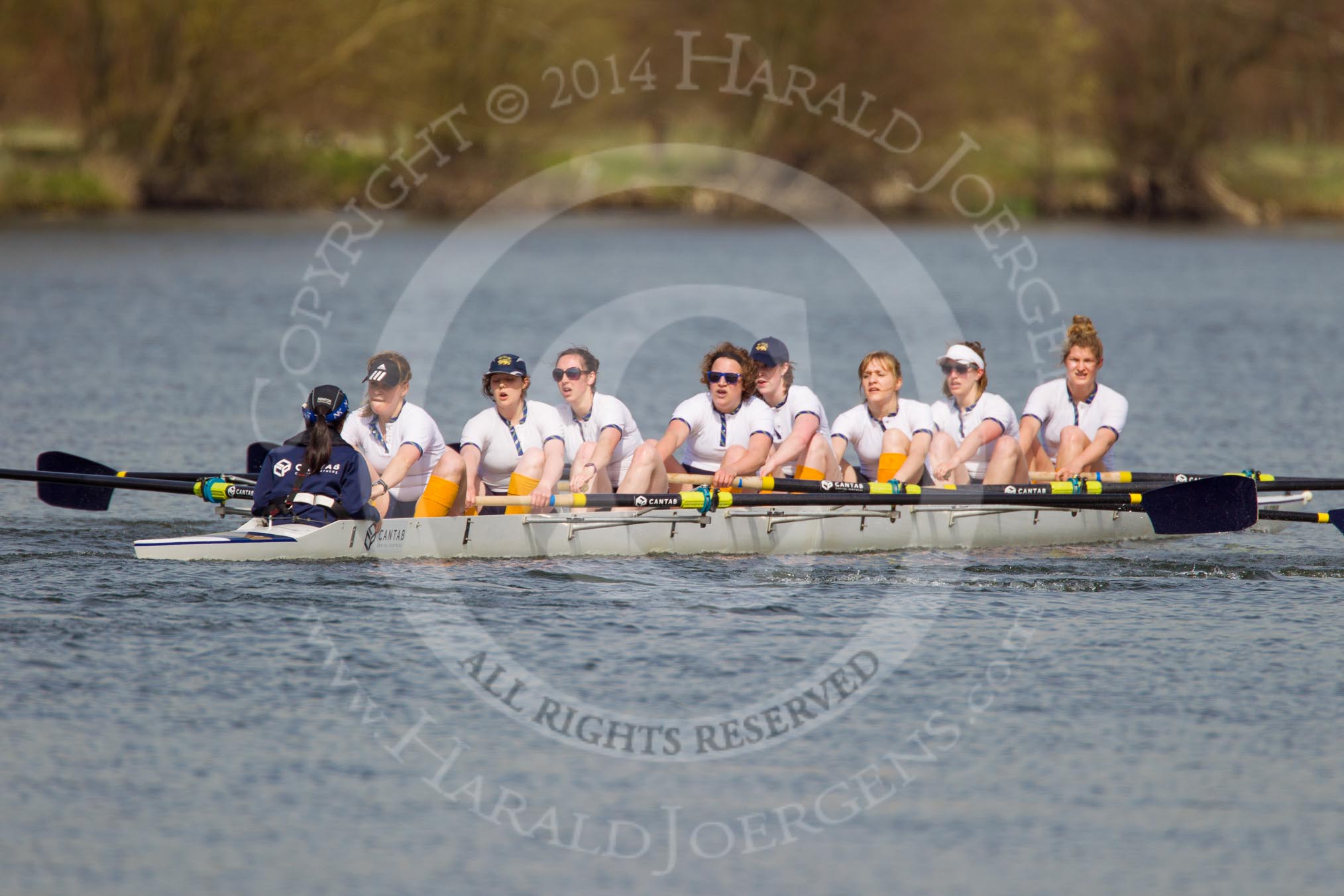 The Women's Boat Race and Henley Boat Races 2014: The Intercollegiate women's race. The Trinity College (Cambridge) boat following Wadham College..
River Thames,
Henley-on-Thames,
Buckinghamshire,
United Kingdom,
on 30 March 2014 at 13:28, image #40