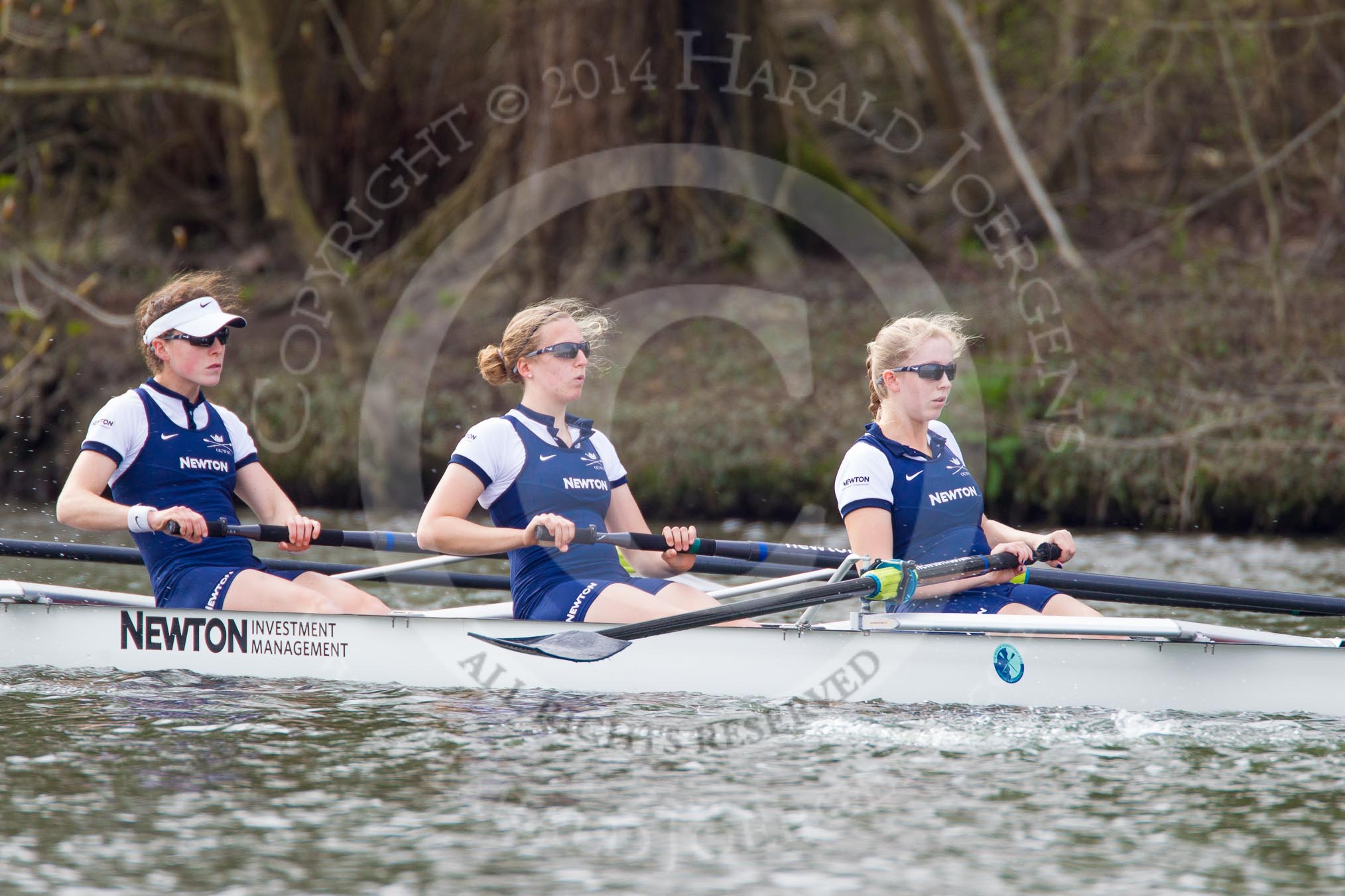 Photo 1403301424301D45069HaraldJoergens The Women's Boat Race and Henley Boat Races 2014: Before the start of the Women's Boat Race, the Oxford crew is warming up: 6 Laura Savarese, 7 Anastasia Chitty, stroke Amber de Vere..
River Thames,
Henley-on-Thames,
Buckinghamshire,
United Kingdom,
on 30 March 2014 at 14:24, image #188