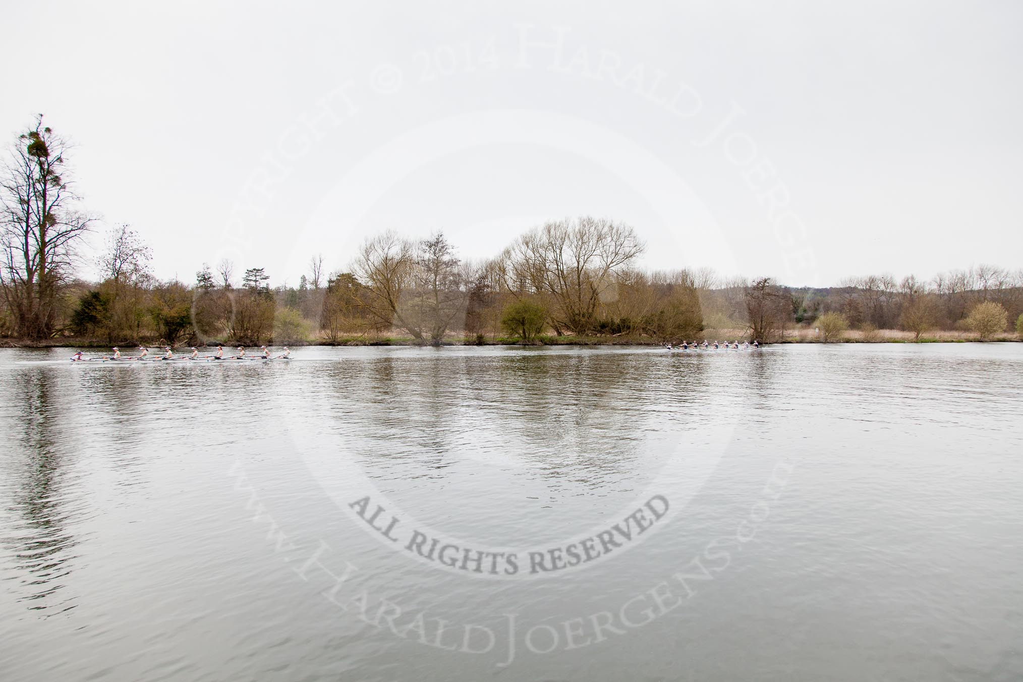 The Women's Boat Race and Henley Boat Races 2014: The Women's Boat Race, with Oxford in the lead..
River Thames,
Henley-on-Thames,
Buckinghamshire,
United Kingdom,
on 30 March 2014 at 15:14, image #298