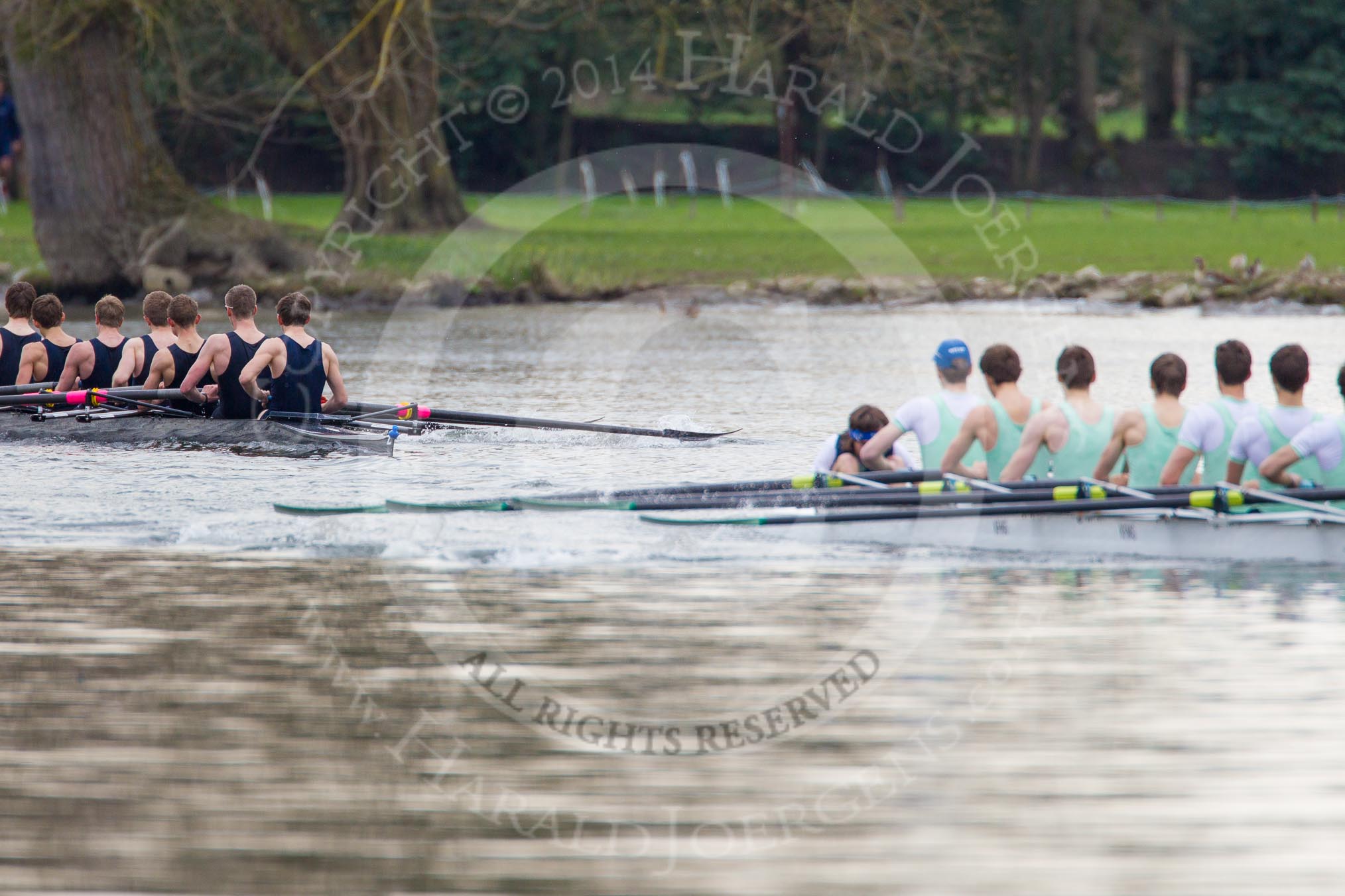 The Women's Boat Race and Henley Boat Races 2014: The Lightweight Men's Boat Race - OULRC vs CULRC, Cambridge is leading..
River Thames,
Henley-on-Thames,
Buckinghamshire,
United Kingdom,
on 30 March 2014 at 15:40, image #368