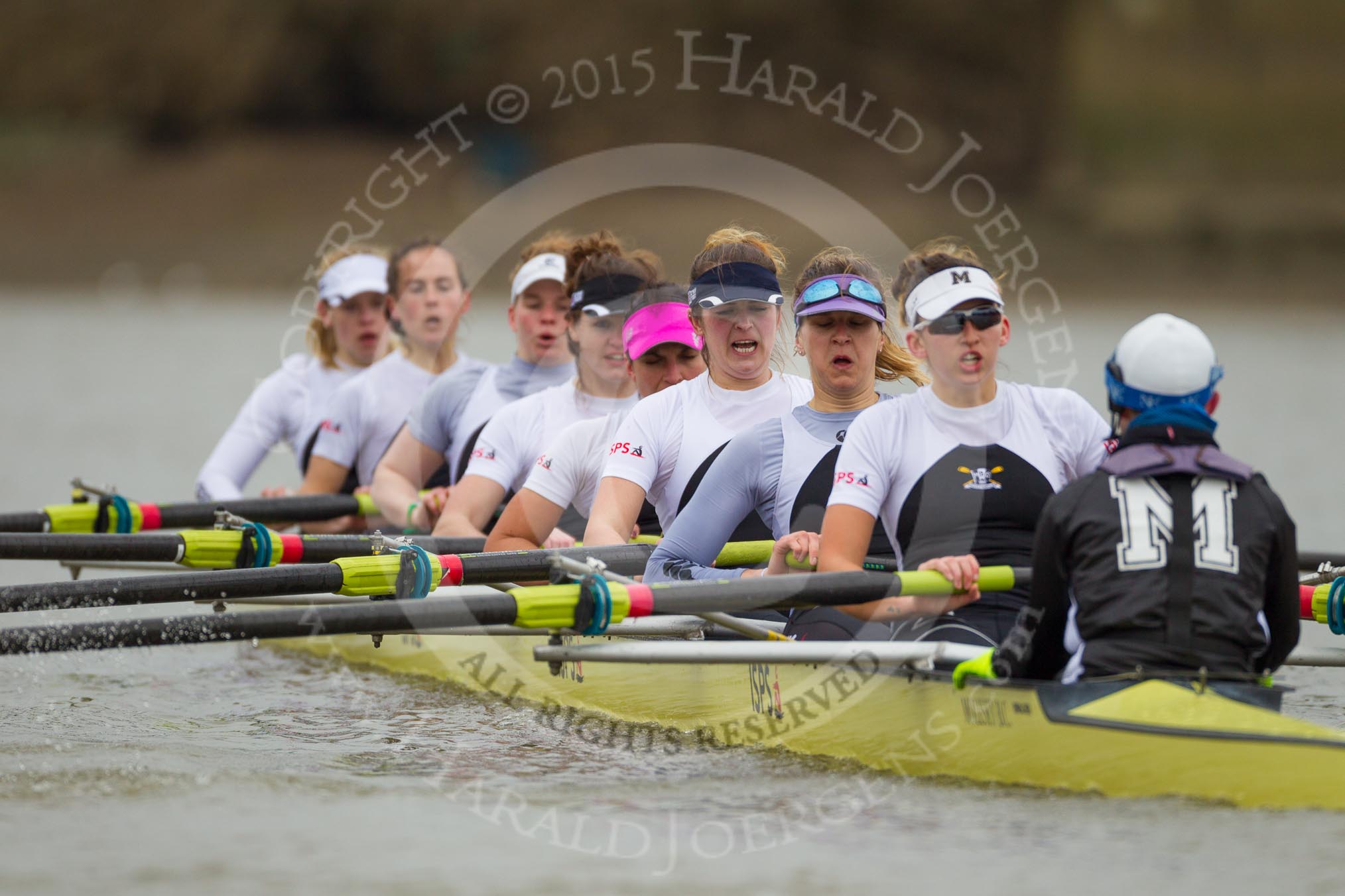 Molesey BC shortly after the start of the second race - Emma Boyns,Orla Hates, Eve Newton, Natalie Irvine, Aimee Jonkers, Helen Roberts, Sam Fowler, Gabby Rodriguez, and cox Henry Fieldman