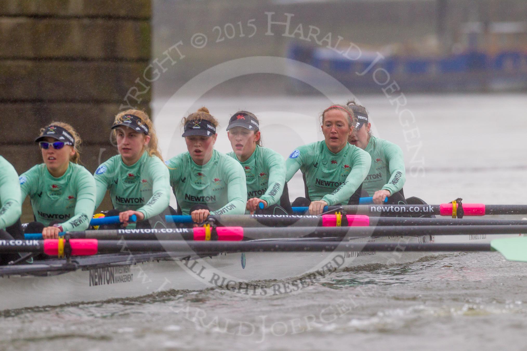 The Boat Race season 2016 - Women's Boat Race Trial Eights (CUWBC, Cambridge): "Tideway" passing under Hammersmith Bridge, 6-Alexandra Wood, 5-Lucy Pike, 4-Alice Jackson, 3-Rachel Elwood, 2-Evelyn Boettcher, bow-Kate Baker.
River Thames between Putney Bridge and Mortlake,
London SW15,

United Kingdom,
on 10 December 2015 at 11:11, image #80