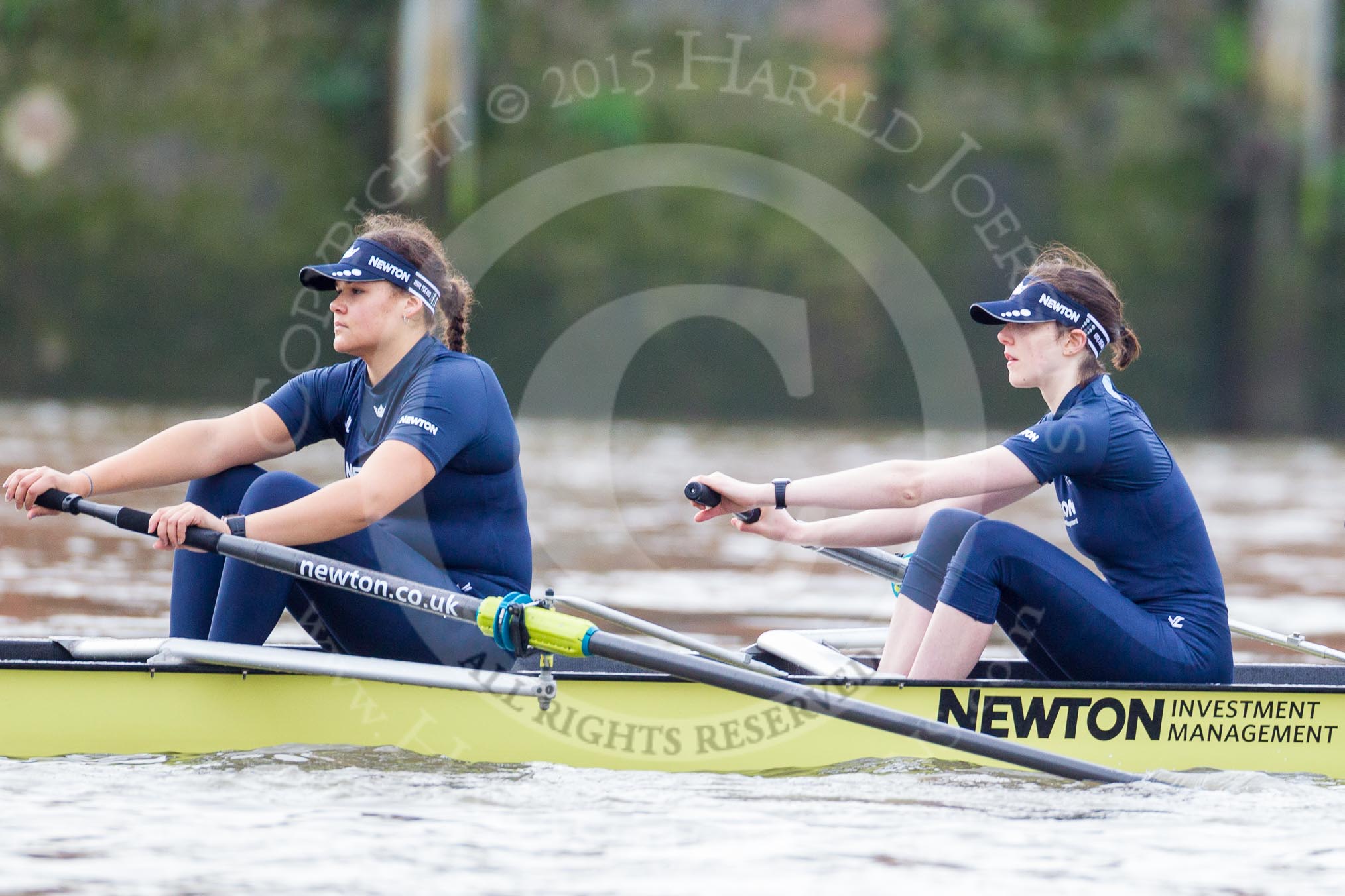 The Boat Race season 2016 - Women's Boat Race Trial Eights (OUWBC, Oxford): "Charybdis" ready for the start of the race, here 3-Lara Pysden, 2-Christina Fleischer.
River Thames between Putney Bridge and Mortlake,
London SW15,

United Kingdom,
on 10 December 2015 at 12:18, image #134