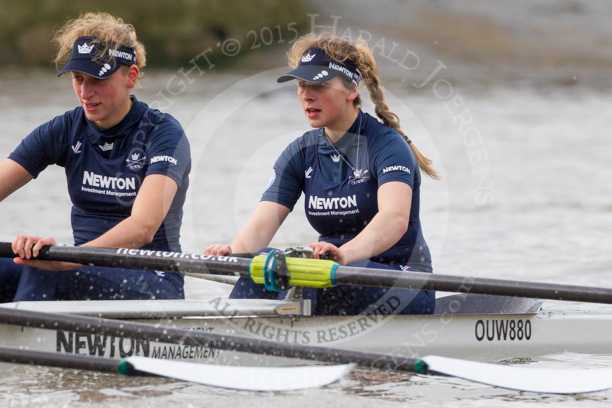 Photo 1512101219031D46016HaraldJoergens The Boat Race season 2016 - Women's Boat Race Trial Eights (OUWBC, Oxford): "Scylla", here 2-Merel Lefferts, bow-Issy Dodds.
River Thames between Putney Bridge and Mortlake,
London SW15,
United Kingdom,
on 10 December 2015 at 12:19, image #150