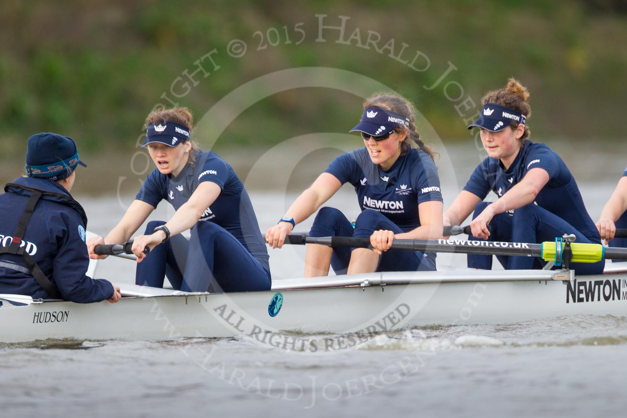 Photo 1512101222271D46145HaraldJoergens The Boat Race season 2016 - Women's Boat Race Trial Eights (OUWBC, Oxford): "Scylla", here cox-Antonia Stutter, stroke-Emma Lukasiewicz, 7-Lauren Kedar, 6-Joanne Jansen.
River Thames between Putney Bridge and Mortlake,
London SW15,
United Kingdom,
on 10 December 2015 at 12:22, image #179