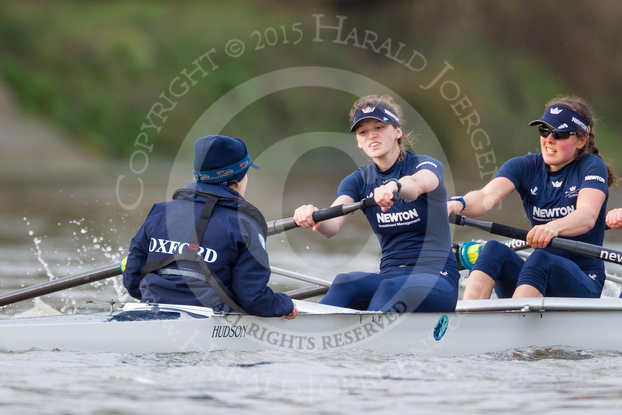 Photo 1512101225251D46277HaraldJoergens The Boat Race season 2016 - Women's Boat Race Trial Eights (OUWBC, Oxford): "Scylla", here cox-Antonia Stutter, stroke-Emma Lukasiewicz, 7-Lauren Kedar.
River Thames between Putney Bridge and Mortlake,
London SW15,
United Kingdom,
on 10 December 2015 at 12:25, image #208
