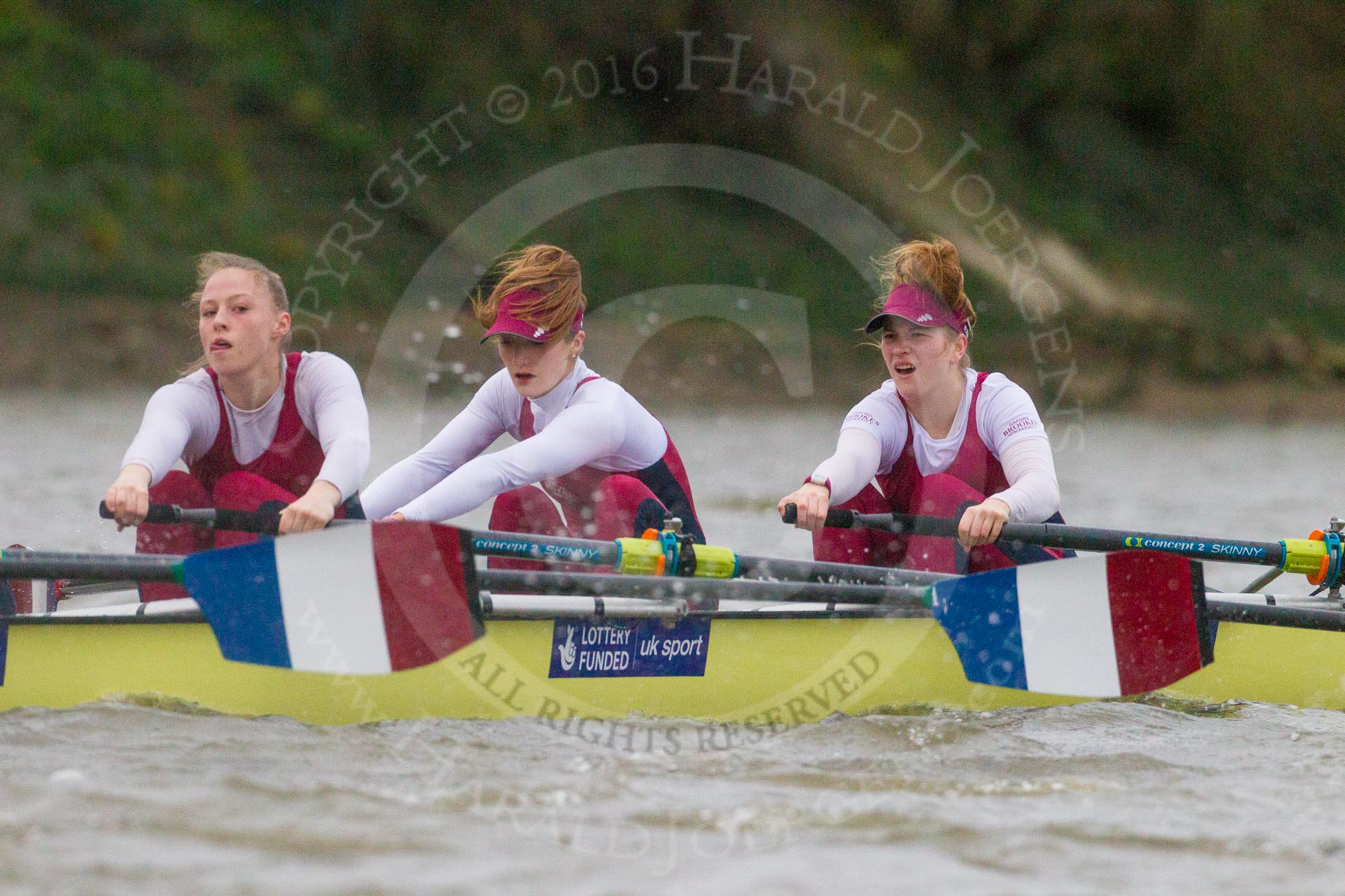 The Boat Race season 2016 - Women's Boat Race Fixture CUWBC vs OBUBC.
River Thames between Putney Bridge and Mortlake,
London SW15,

United Kingdom,
on 31 January 2016 at 16:19, image #115