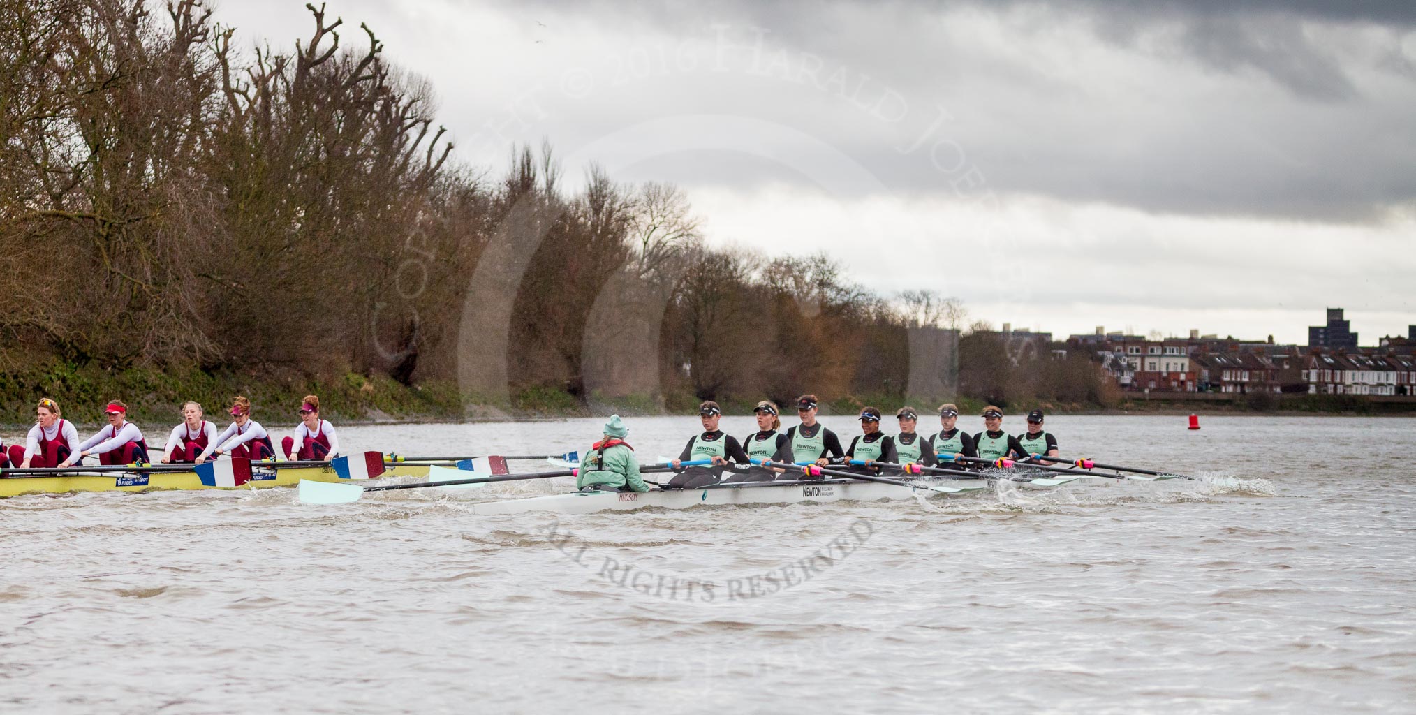 The Boat Race season 2016 - Women's Boat Race Fixture CUWBC vs OBUBC.
River Thames between Putney Bridge and Mortlake,
London SW15,

United Kingdom,
on 31 January 2016 at 16:20, image #124