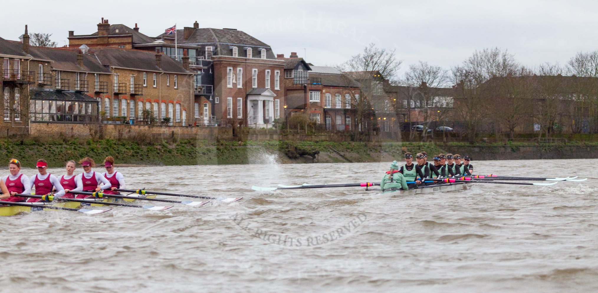 The Boat Race season 2016 - Women's Boat Race Fixture CUWBC vs OBUBC.
River Thames between Putney Bridge and Mortlake,
London SW15,

United Kingdom,
on 31 January 2016 at 16:25, image #140