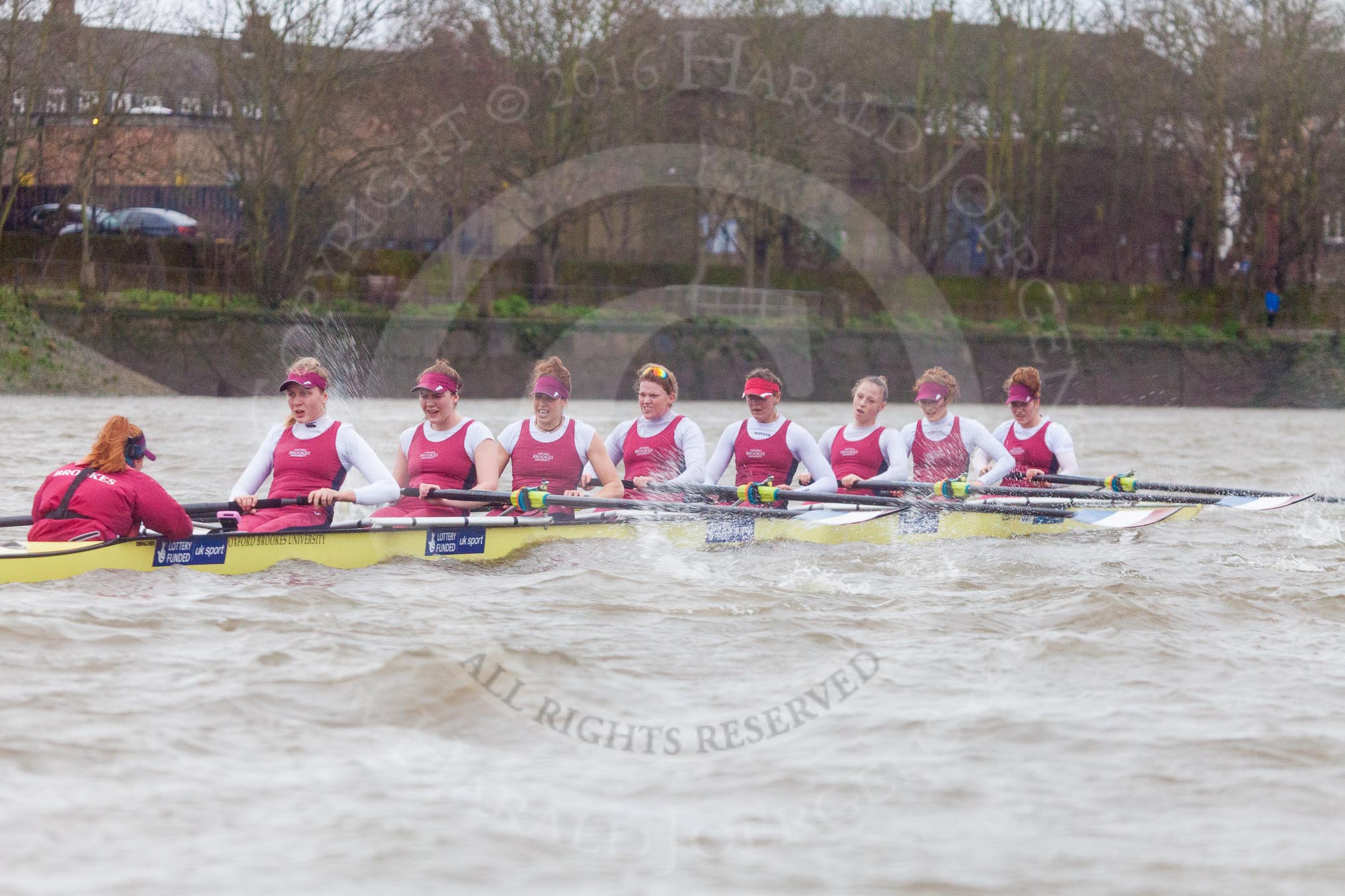 The Boat Race season 2016 - Women's Boat Race Fixture CUWBC vs OBUBC.
River Thames between Putney Bridge and Mortlake,
London SW15,

United Kingdom,
on 31 January 2016 at 16:25, image #142