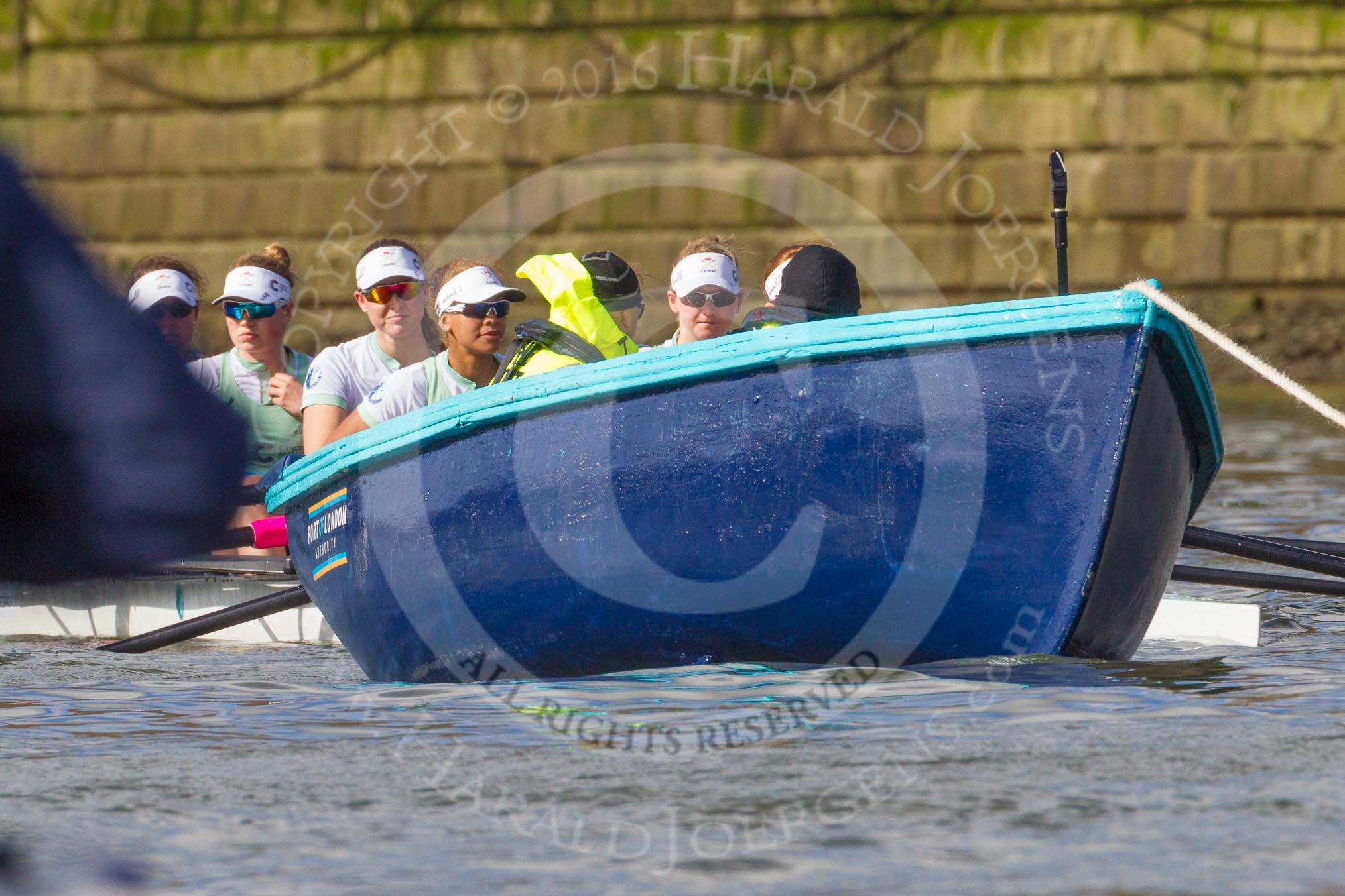 The Boat Race season 2016 -  The Cancer Research Women's Boat Race.
River Thames between Putney Bridge and Mortlake,
London SW15,

United Kingdom,
on 27 March 2016 at 14:04, image #140