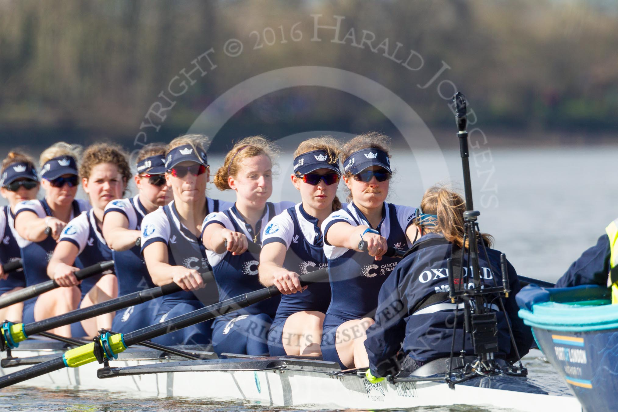 The Boat Race season 2016 -  The Cancer Research Women's Boat Race.
River Thames between Putney Bridge and Mortlake,
London SW15,

United Kingdom,
on 27 March 2016 at 14:10, image #172