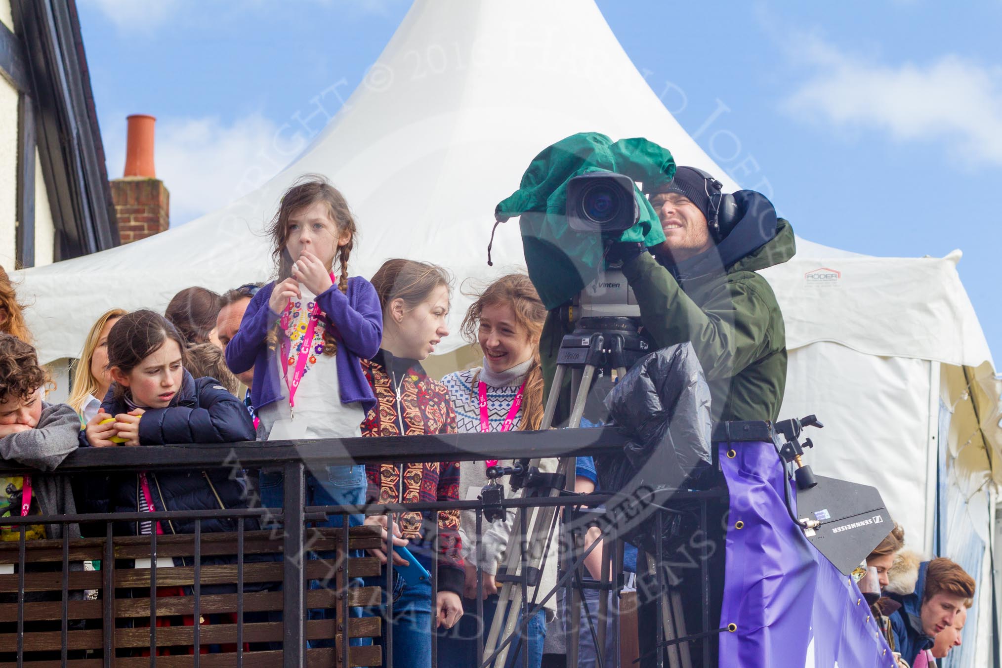 The Boat Race season 2016 -  The Cancer Research Women's Boat Race.
River Thames between Putney Bridge and Mortlake,
London SW15,

United Kingdom,
on 27 March 2016 at 14:44, image #322