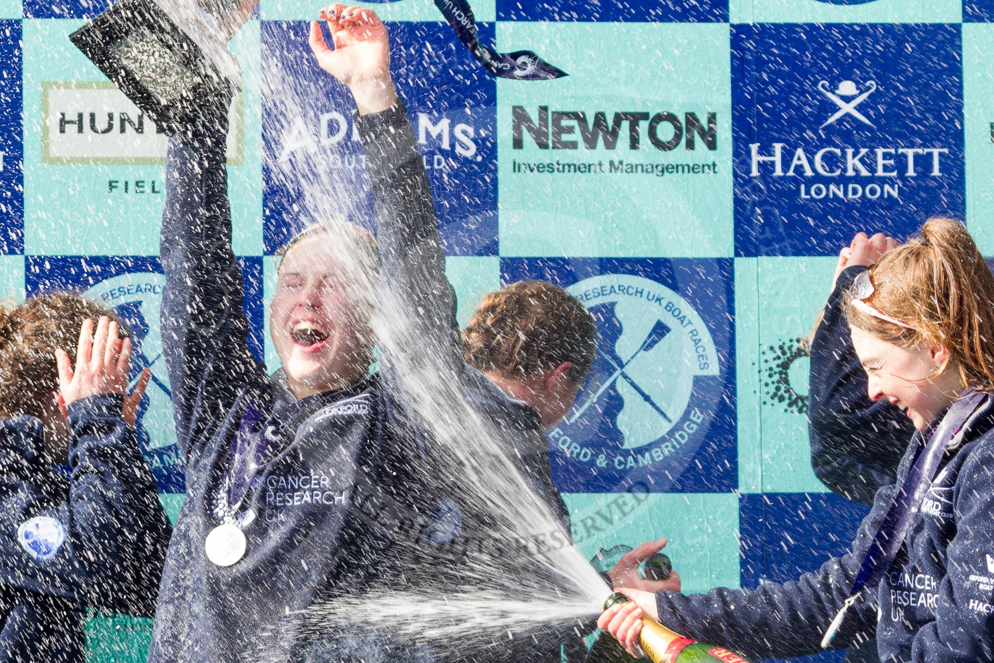 The Boat Race season 2016 -  The Cancer Research Women's Boat Race.
River Thames between Putney Bridge and Mortlake,
London SW15,

United Kingdom,
on 27 March 2016 at 14:49, image #368