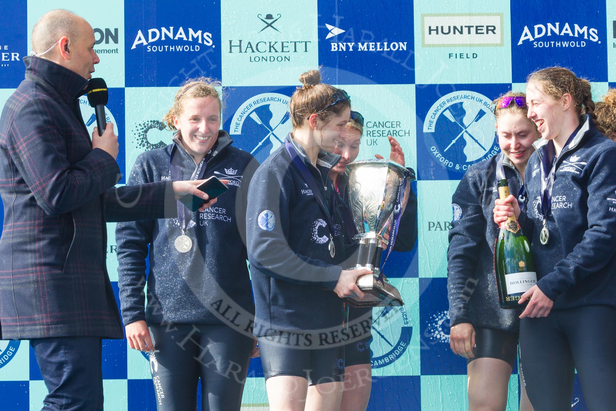 The Boat Race season 2016 -  The Cancer Research Women's Boat Race.
River Thames between Putney Bridge and Mortlake,
London SW15,

United Kingdom,
on 27 March 2016 at 14:49, image #371