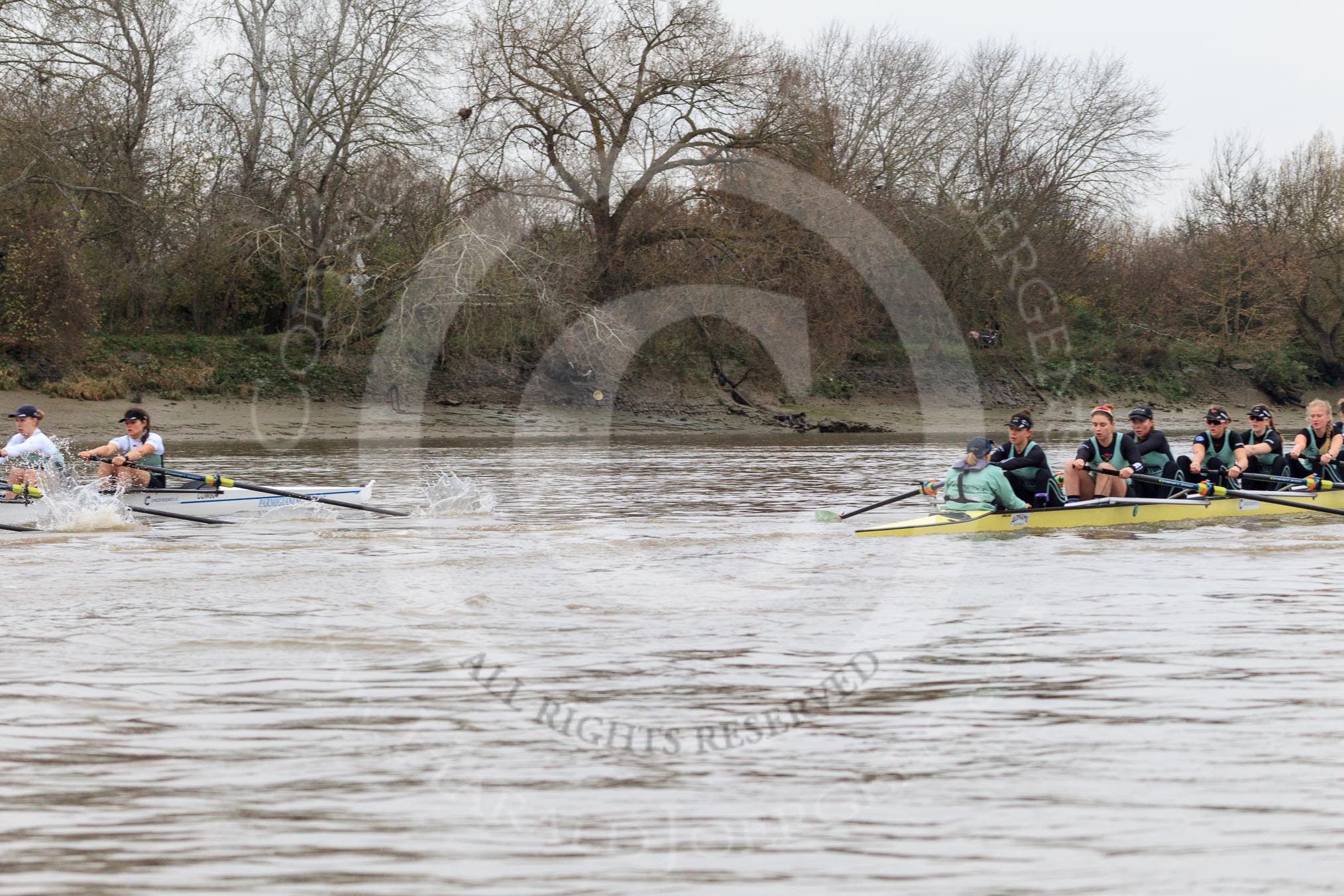 The Boat Race season 2018 - Women's Boat Race Trial Eights (CUWBC, Cambridge): Wingardium Leviosa leading near Mile Post.
River Thames between Putney Bridge and Mortlake,
London SW15,

United Kingdom,
on 05 December 2017 at 12:46, image #87