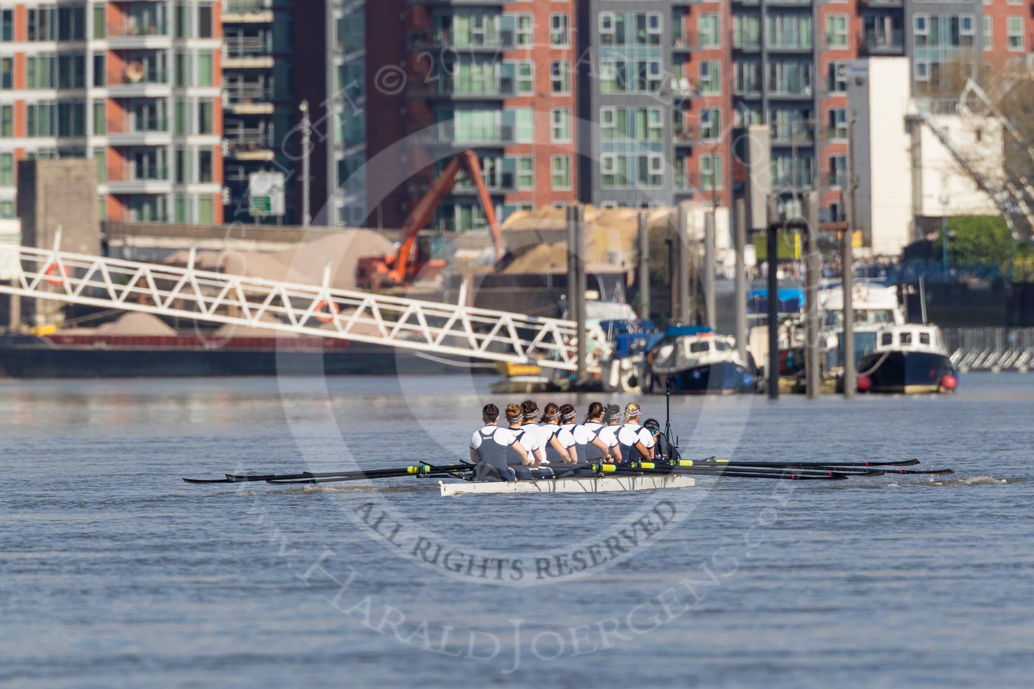 The Boat Race season 2017 -  The Cancer Research Women's Boat Race: OUWBC near Wandsworth Pier before the start of the Women's Boat Race.
River Thames between Putney Bridge and Mortlake,
London SW15,

United Kingdom,
on 02 April 2017 at 16:23, image #102