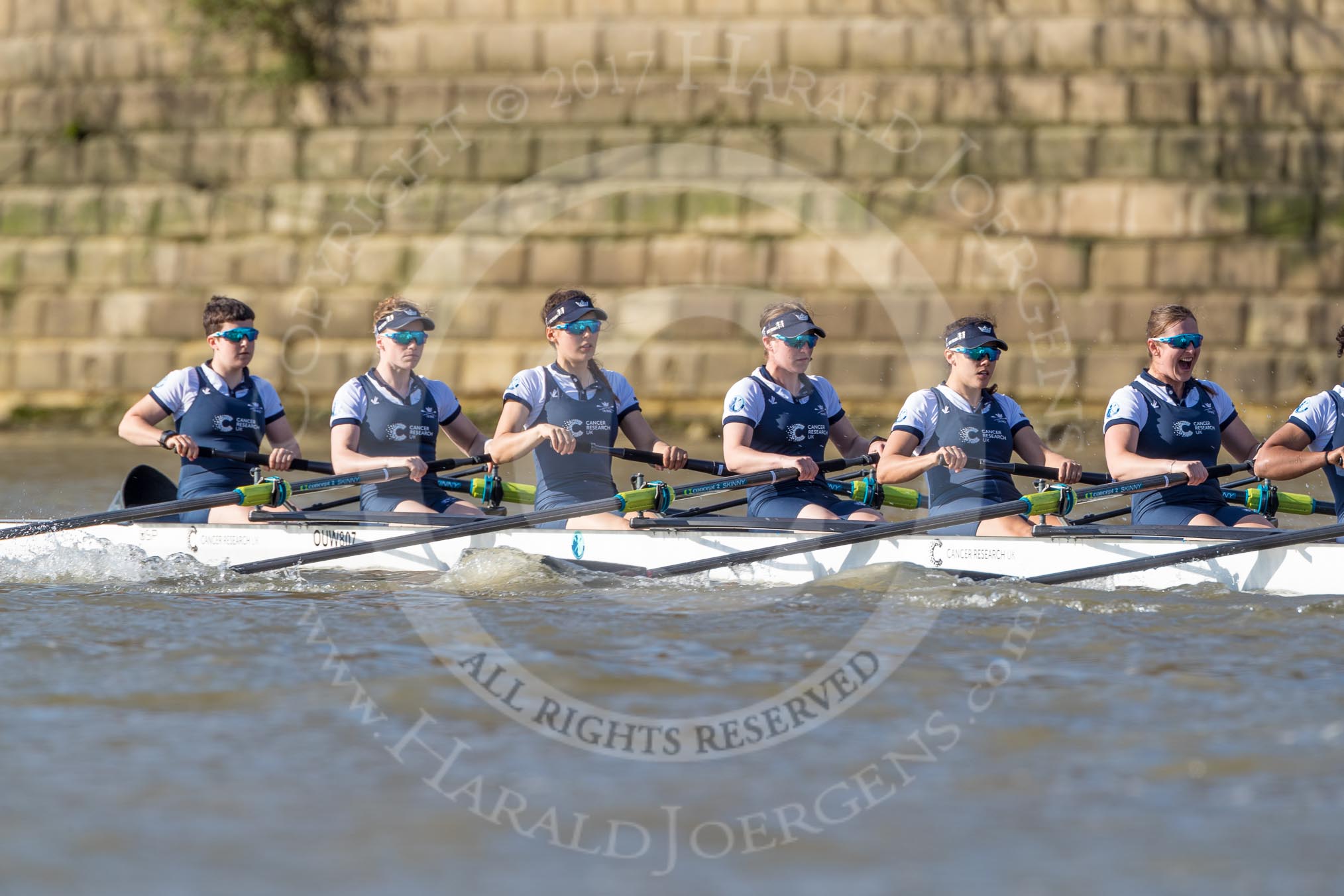 The Boat Race season 2017 -  The Cancer Research Women's Boat Race: OUWBC are eventually on the way, here bow Alice Roberts, 2 Flo Pickles, 3 Rebecca Te Water Naudé, 4 Rebecca Esselstein, 5 Chloe Laverack, 6 Harriet Austin.
River Thames between Putney Bridge and Mortlake,
London SW15,

United Kingdom,
on 02 April 2017 at 16:35, image #128