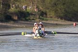 The Boat Race season 2017 -  The Cancer Research Women's Boat Race: The leading CUWBC boat approaching the Mile Post.
River Thames between Putney Bridge and Mortlake,
London SW15,

United Kingdom,
on 02 April 2017 at 16:38, image #142