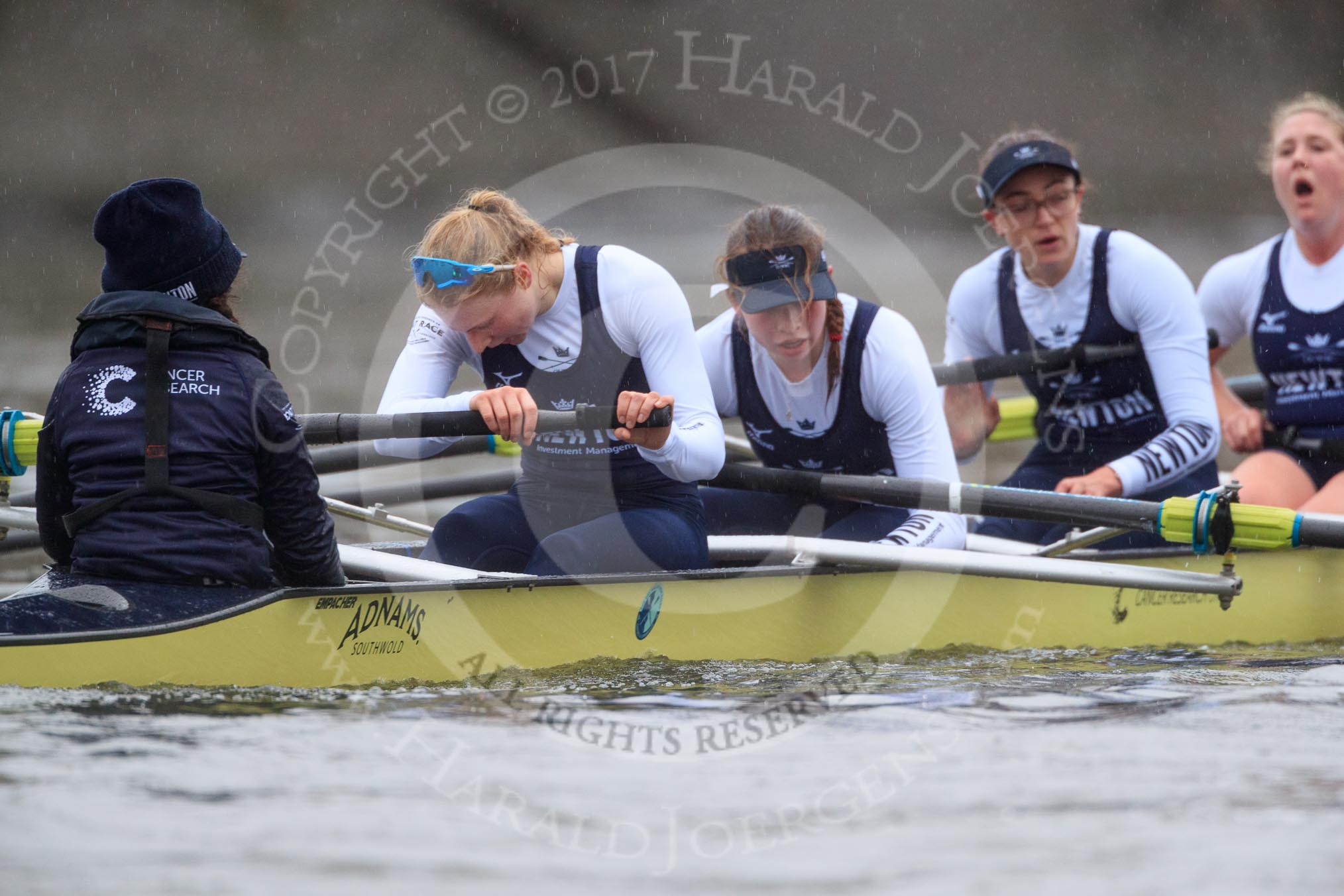 The Boat Race season 2018 - Women's Boat Race Trial Eights (OUWBC, Oxford): "Coursing River" after the race, here cox Ellie Shearer, stroke Beth Bridgman, 7 Juliette Perry, 6 Katherine Erickson, 5 Morgan McGovern, 4 Anna Murgatroyd, 3 Stefanie Zekoll, 2 Rachel Anderson, bow Sarah Payne-Riches.
River Thames between Putney Bridge and Mortlake,
London SW15,

United Kingdom,
on 21 January 2018 at 14:47, image #178