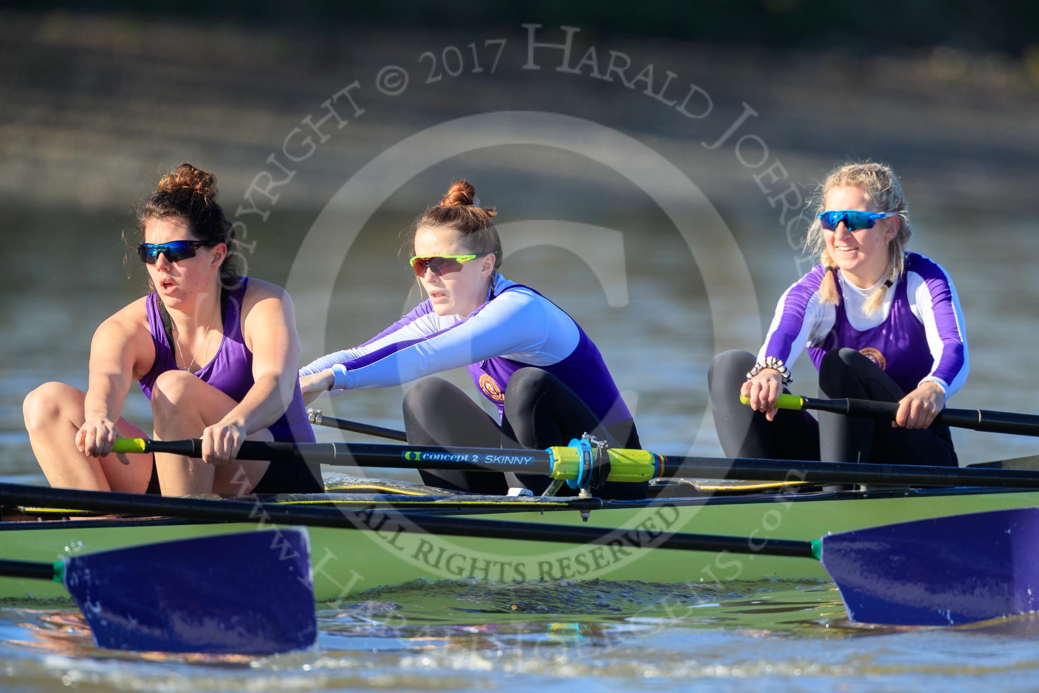 The Women's Boat Race season 2018 - fixture CUWBC vs. ULBC: The ULBC Eight, here 3 Fionnuala Gannon, 2 Robyn Hart-Winks, bow Ally French.
River Thames between Putney Bridge and Mortlake,
London SW15,

United Kingdom,
on 17 February 2018 at 13:12, image #72