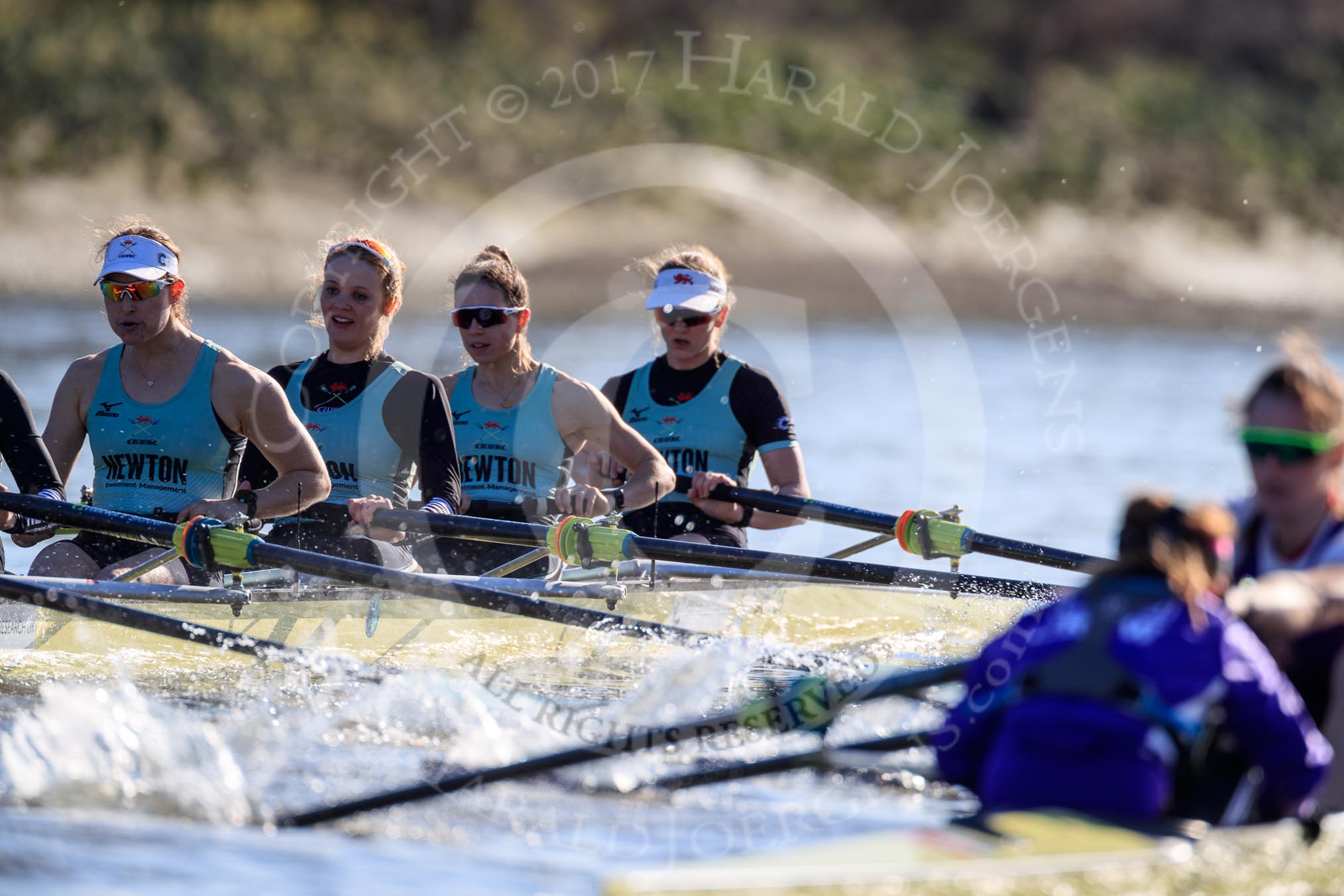 The Women's Boat Race season 2018 - fixture CUWBC vs. ULBC: OUWBC and ULBC during the early phase of the second race.
River Thames between Putney Bridge and Mortlake,
London SW15,

United Kingdom,
on 17 February 2018 at 13:29, image #125